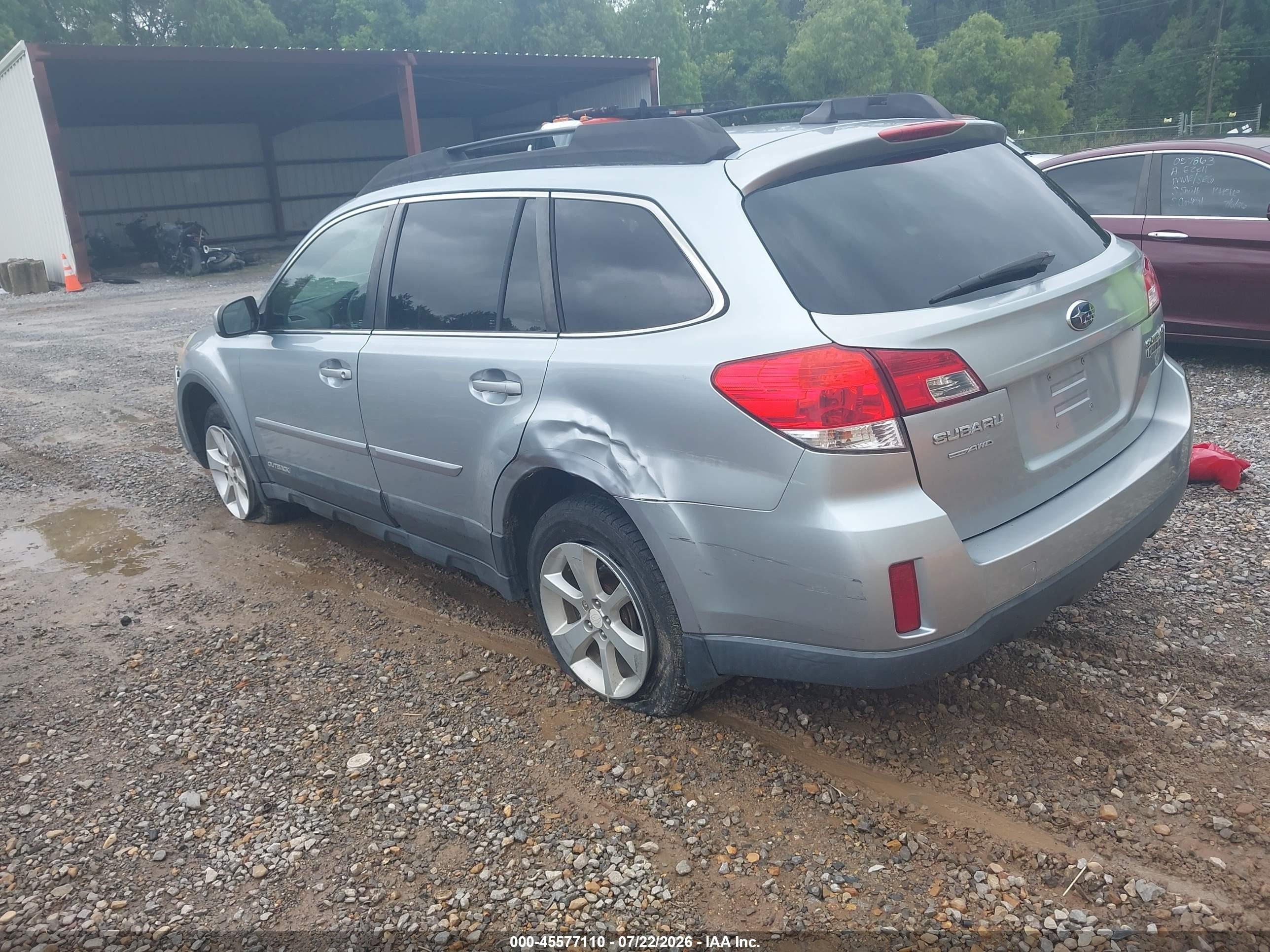 2014 Subaru Outback 2.5i Premium Silver vin: 4S4BRCCC6E3223408