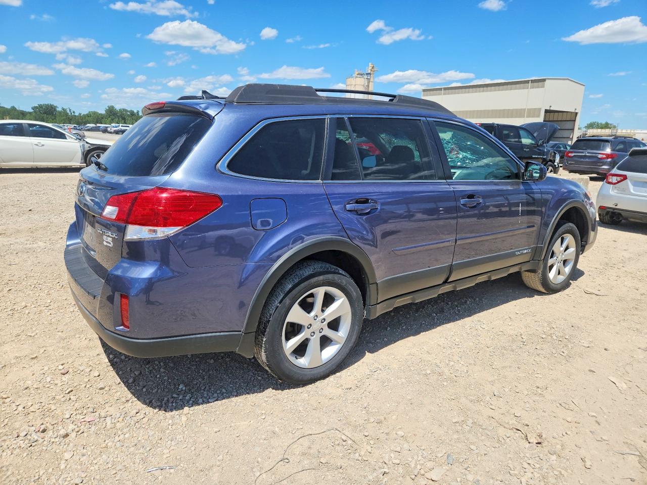 2014 Subaru Outback 2.5i Premium Blue vin: 4S4BRCCC6E3253220