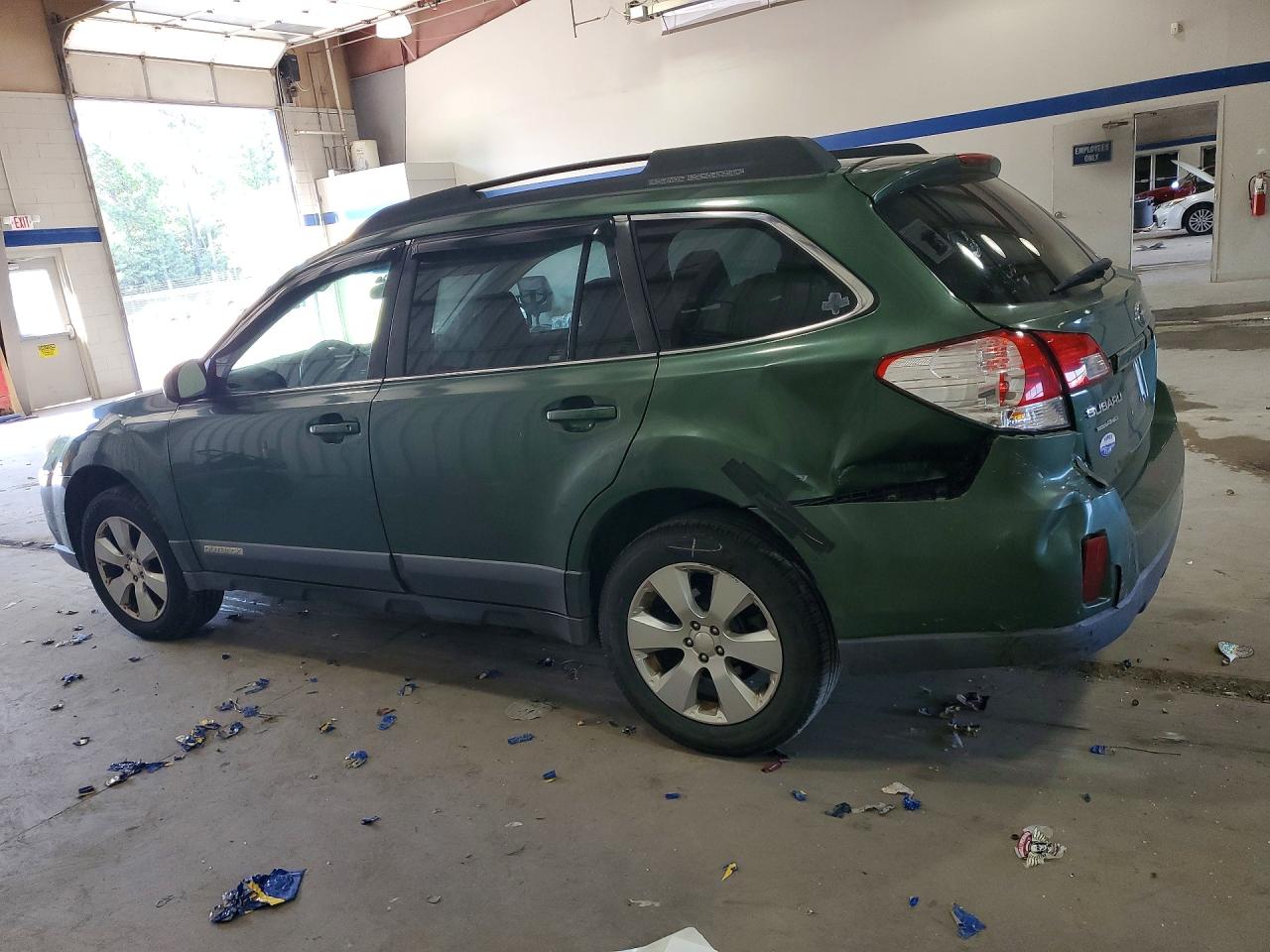 2010 Subaru Outback 2.5i Premium Green vin: 4S4BRCCC7A3339839