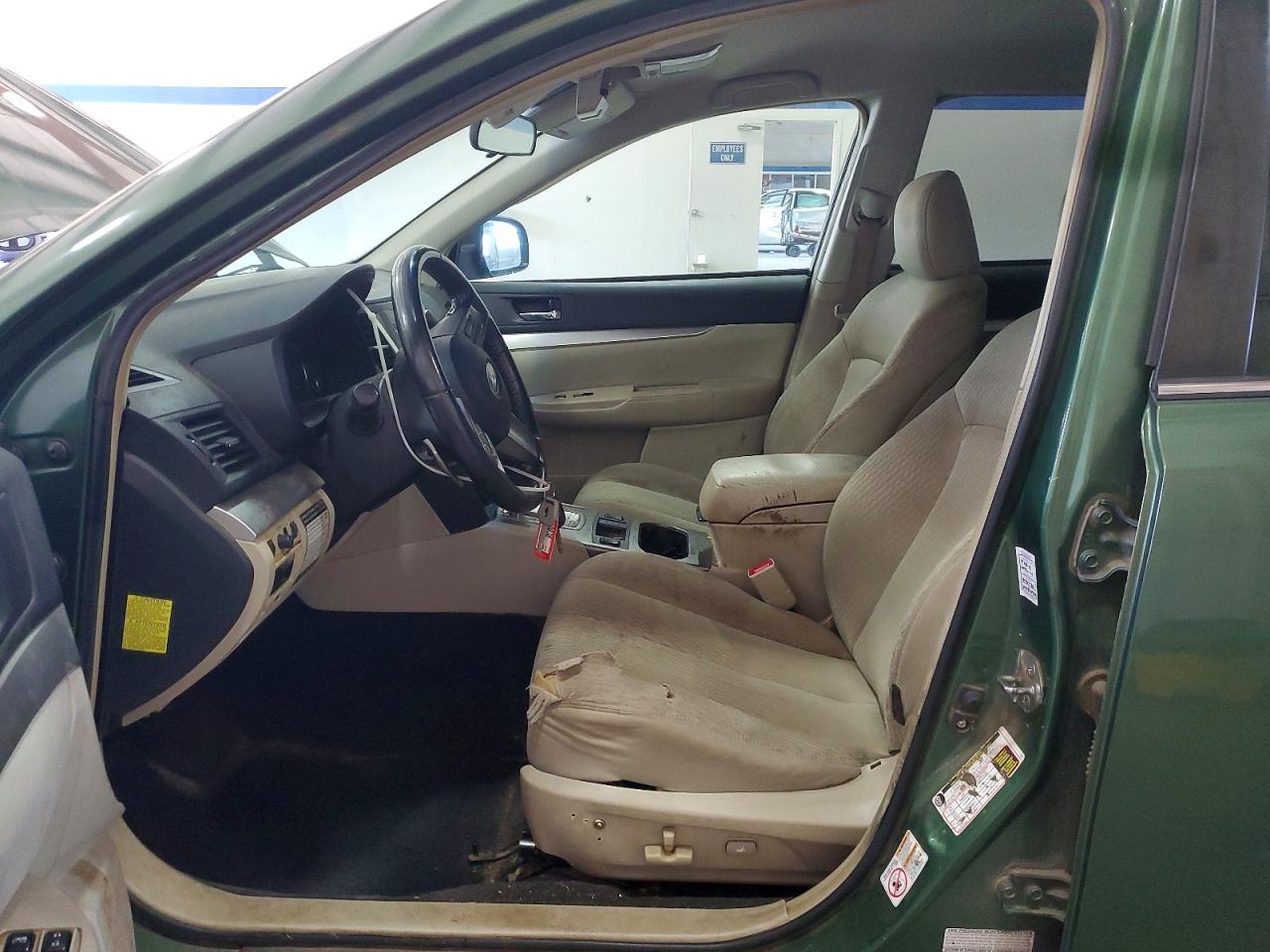 2010 Subaru Outback 2.5i Premium Green vin: 4S4BRCCC7A3339839