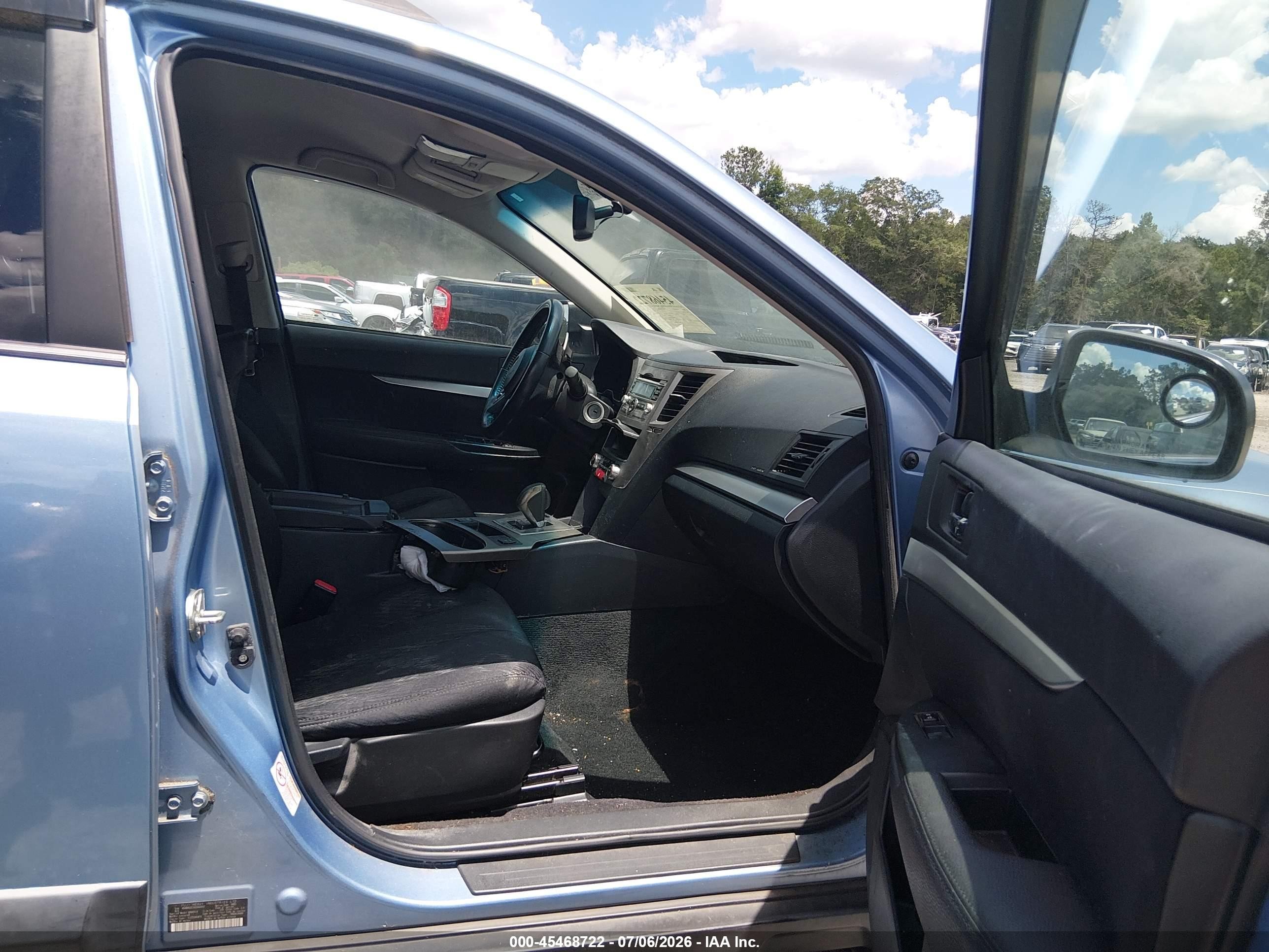 2010 Subaru Outback 2.5i Premium Blue vin: 4S4BRCCC7A3363932