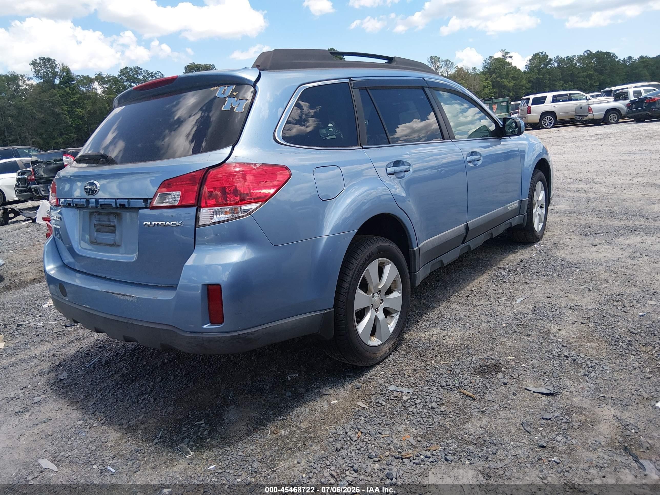 2010 Subaru Outback 2.5i Premium Blue vin: 4S4BRCCC7A3363932