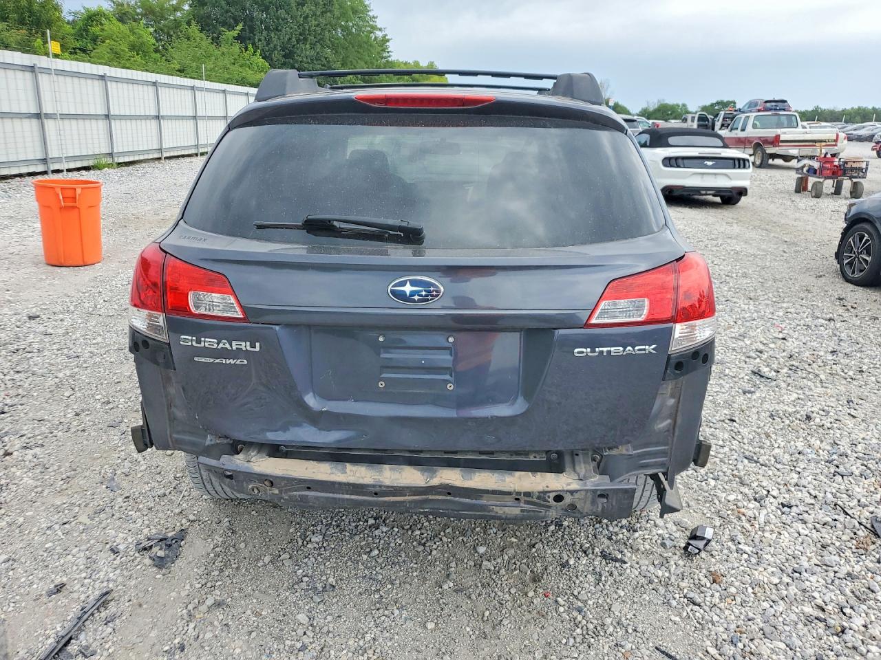 2011 Subaru Ascent Touring W/7-p Gray vin: 4S4BRCCC7B3321889