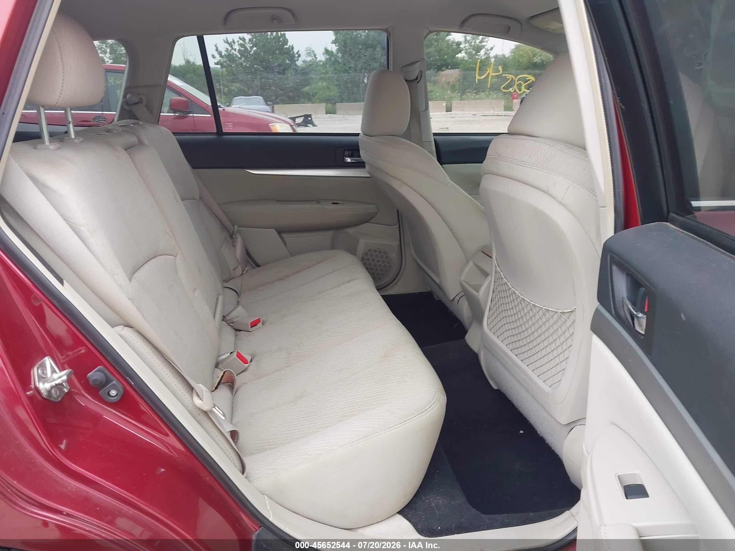 2011 Subaru Outback 2.5i Premium Red vin: 4S4BRCCC7B3336845