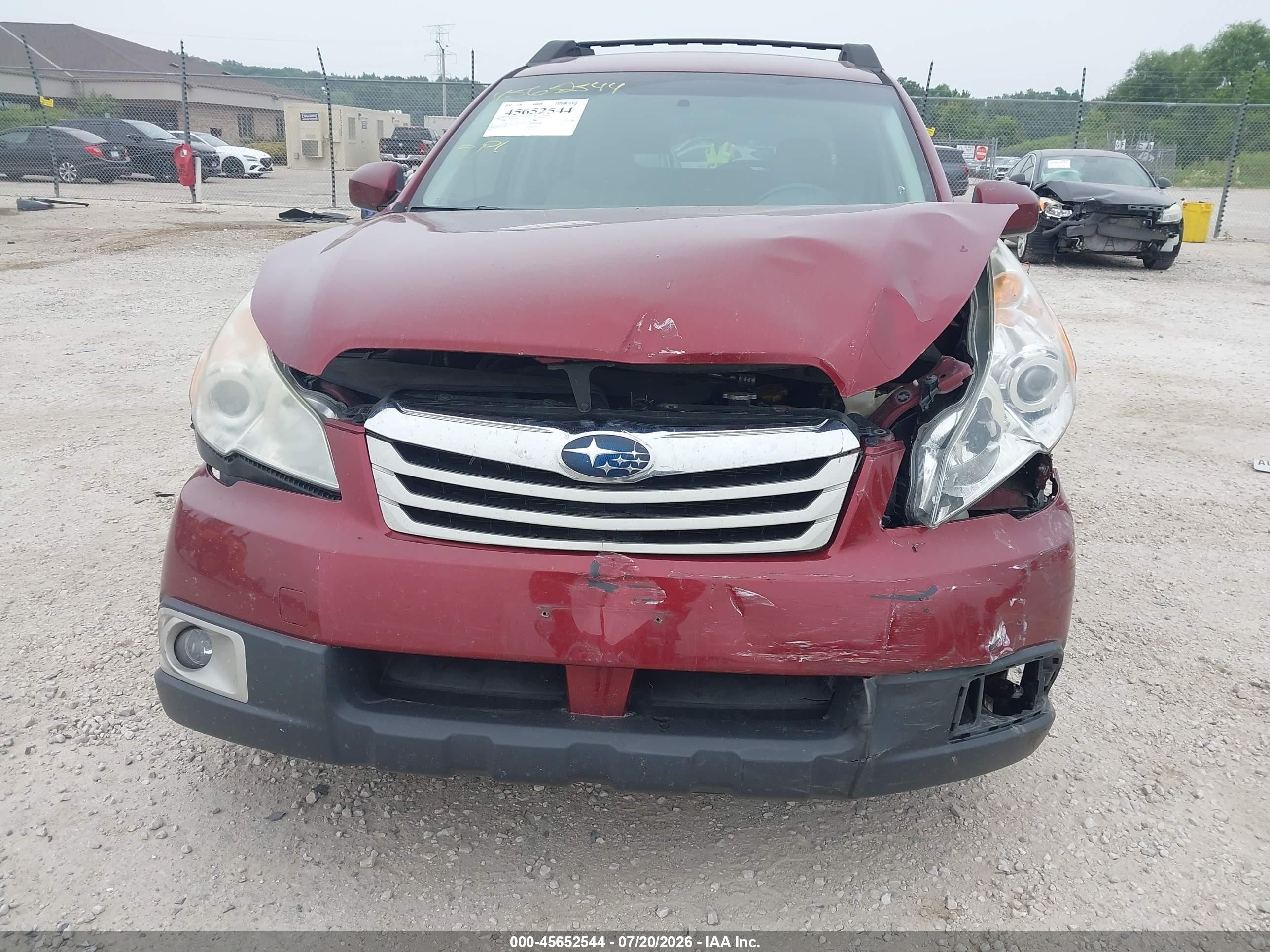 2011 Subaru Outback 2.5i Premium Red vin: 4S4BRCCC7B3336845