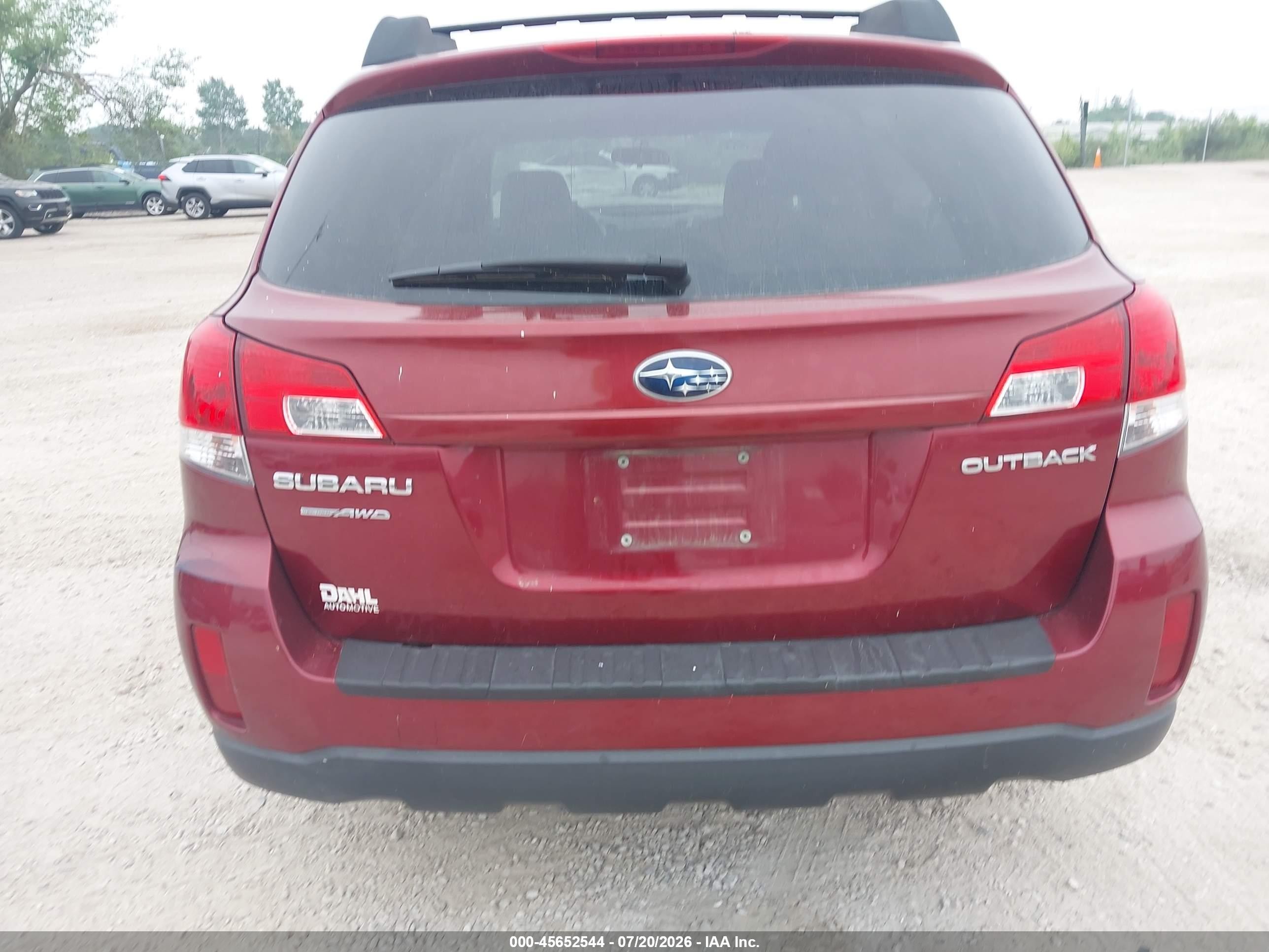 2011 Subaru Outback 2.5i Premium Red vin: 4S4BRCCC7B3336845
