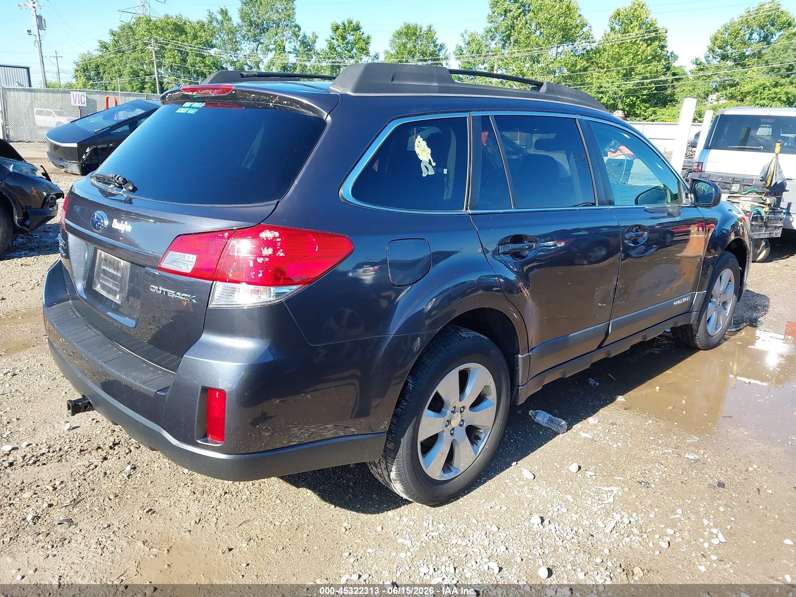 2011 Subaru Outback 2.5i Premium Gray vin: 4S4BRCCC7B3367917