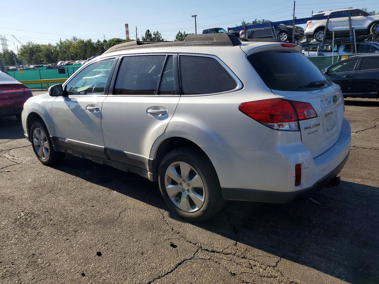 2012 Subaru Outback 2.5i Premium White vin: 4S4BRCCC7C3301188