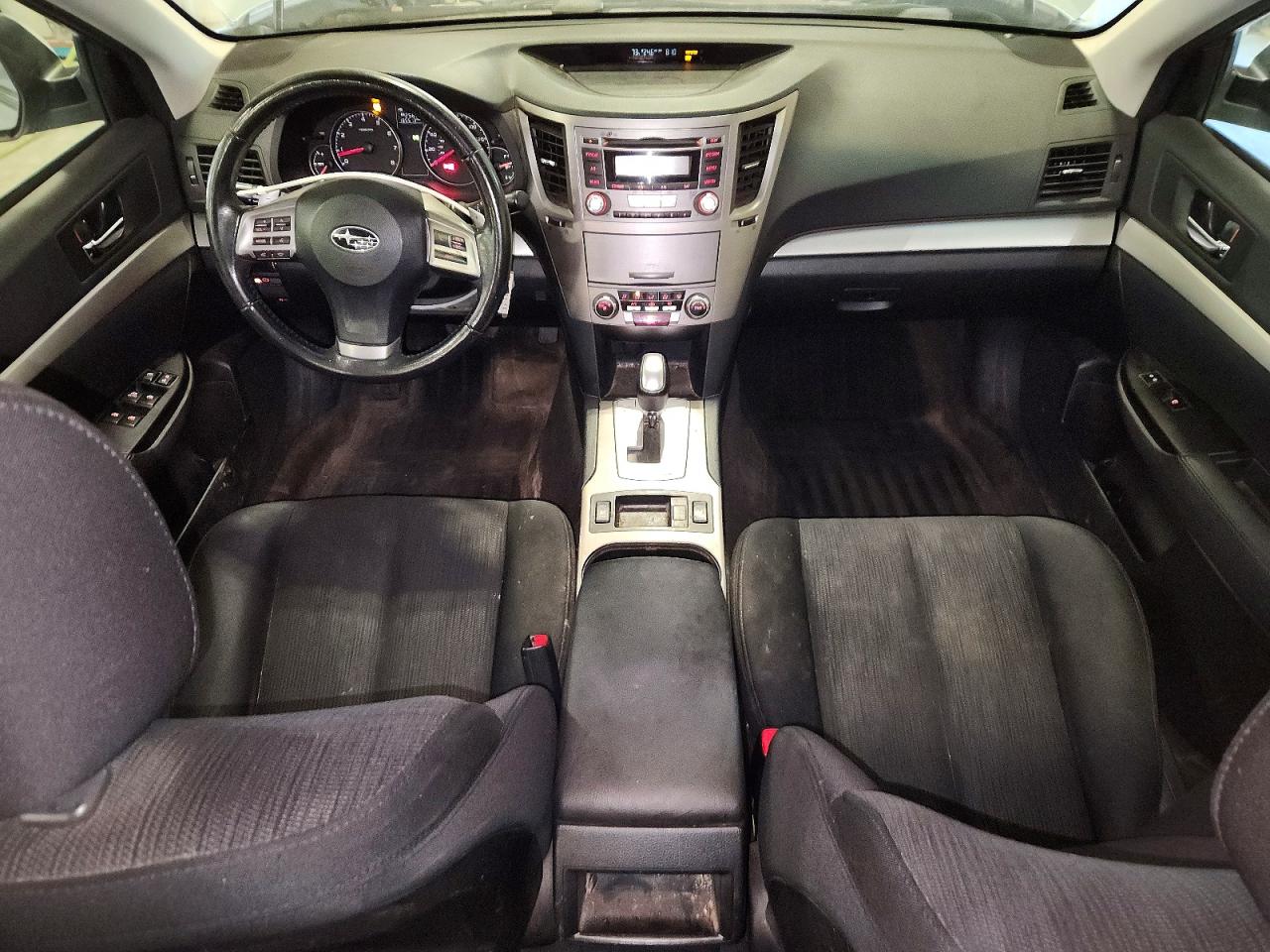 2013 Subaru Outback 2.5i Premium Silver vin: 4S4BRCCC7D3254701
