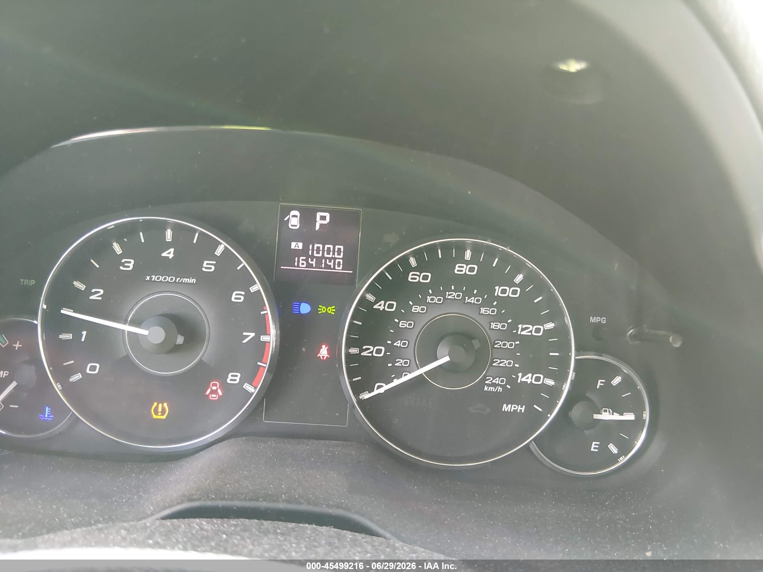 2011 Subaru Outback 2.5i Premium Burgundy vin: 4S4BRCCC8B3351323