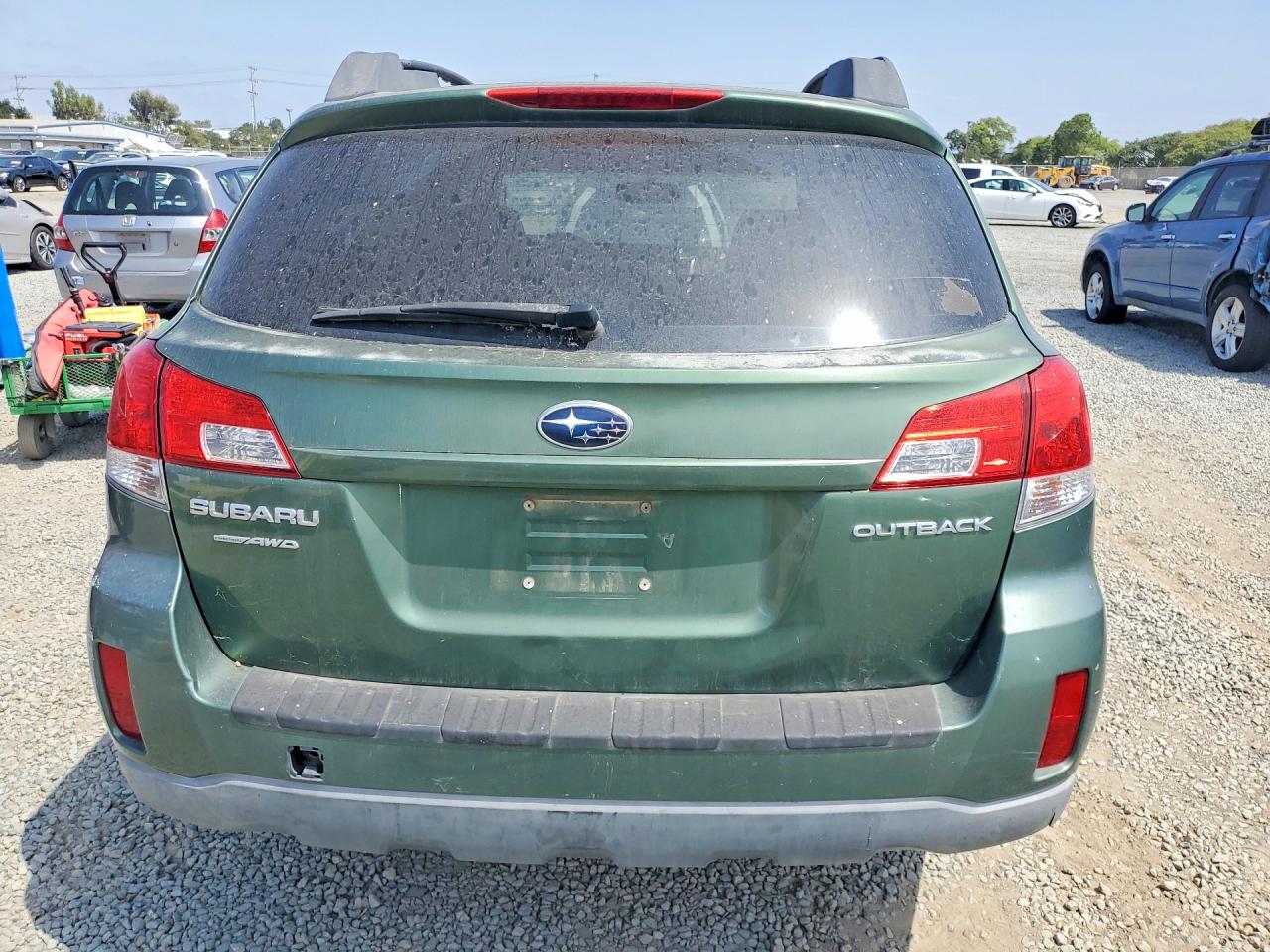 2011 Subaru Outback 2.5i Premium Green vin: 4S4BRCCC8B3370552