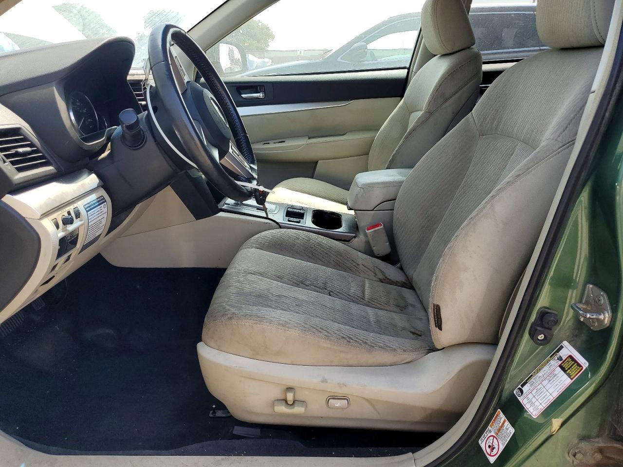 2011 Subaru Outback 2.5i Premium Green vin: 4S4BRCCC8B3370552