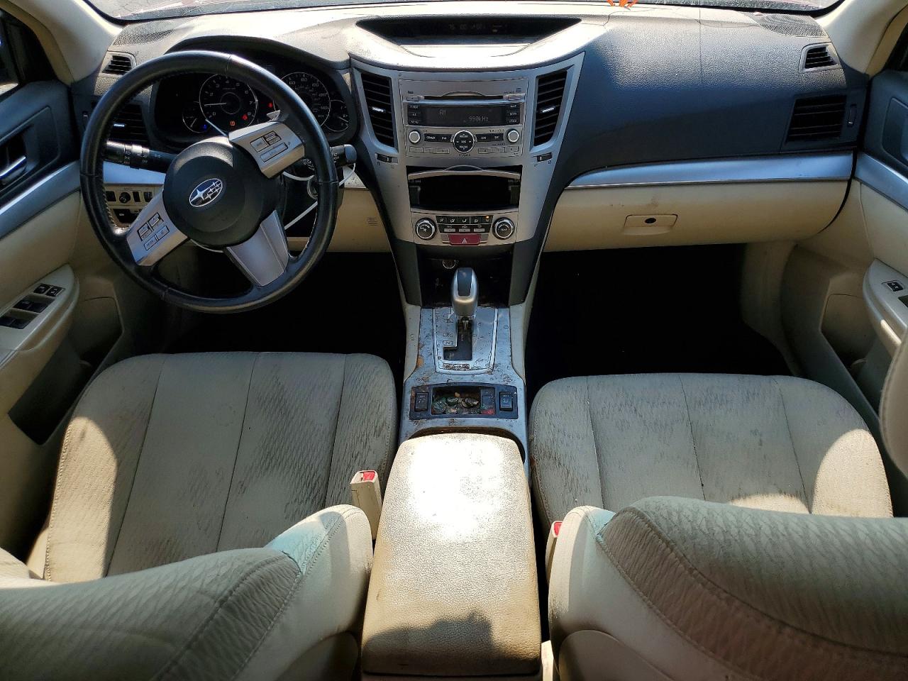 2011 Subaru Outback 2.5i Premium Burgundy vin: 4S4BRCCC8B3381440