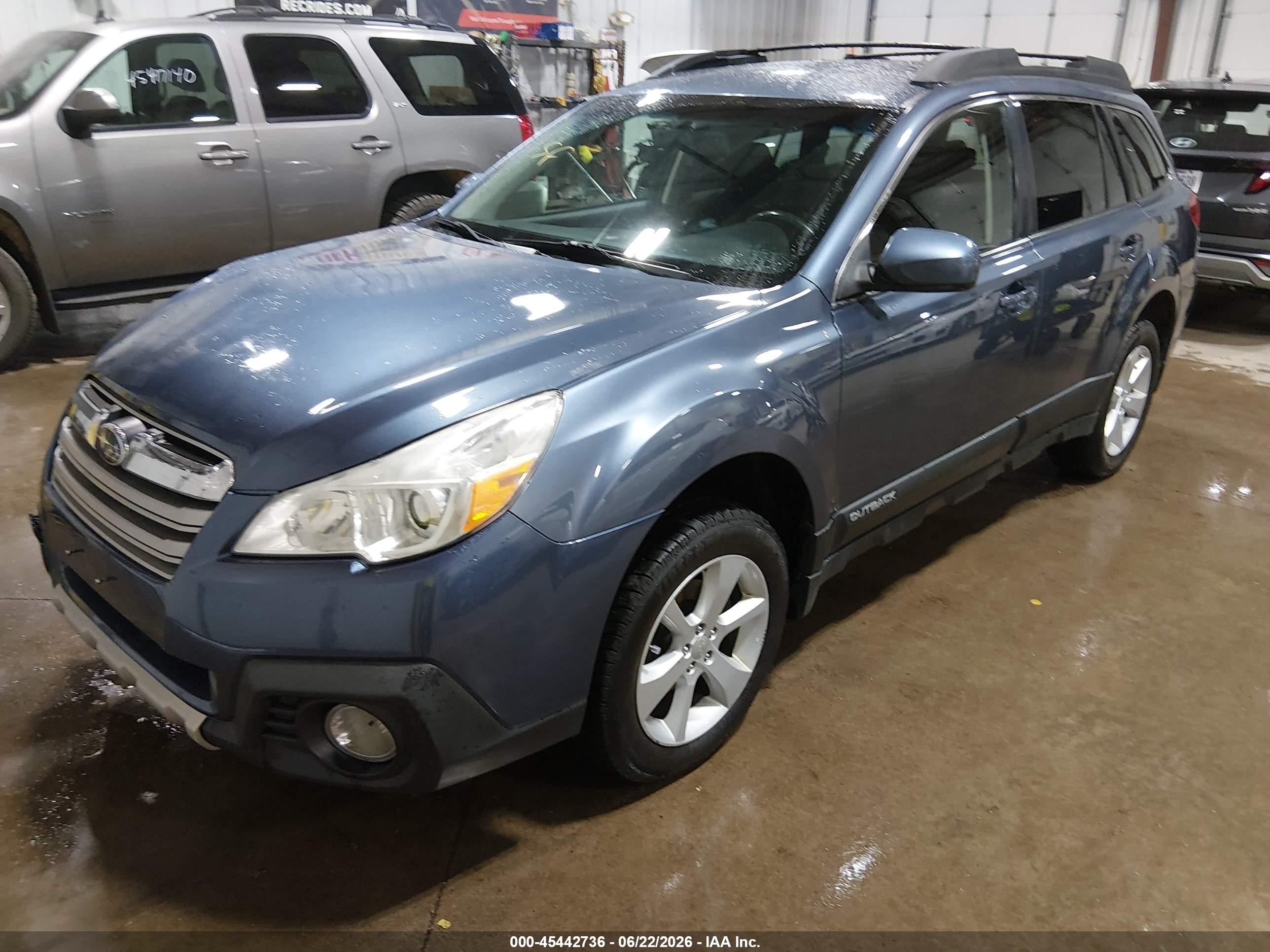2013 Subaru Outback 2.5i Premium Синий vin: 4S4BRCCC8D3255095