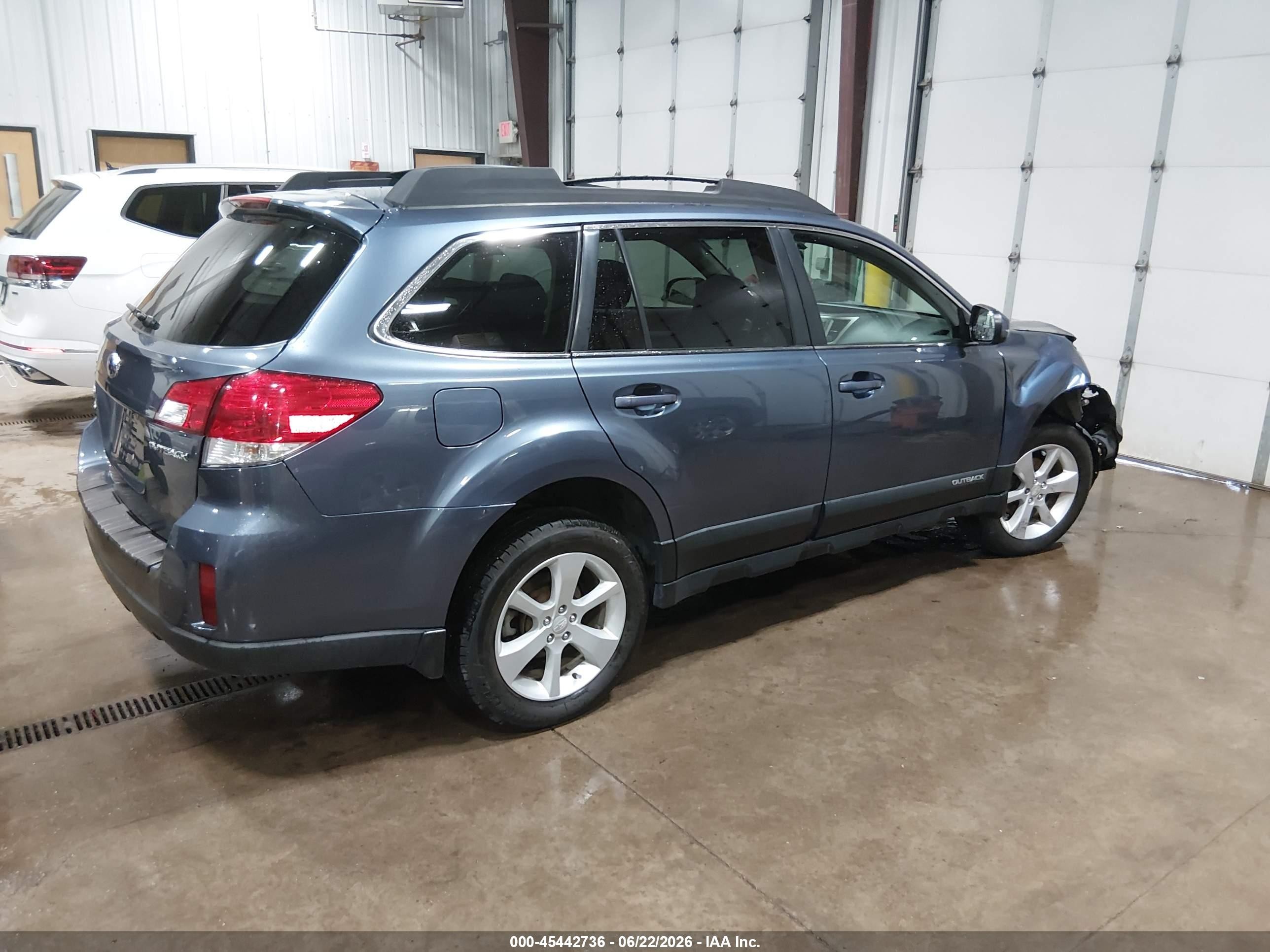 2013 Subaru Outback 2.5i Premium Синий vin: 4S4BRCCC8D3255095