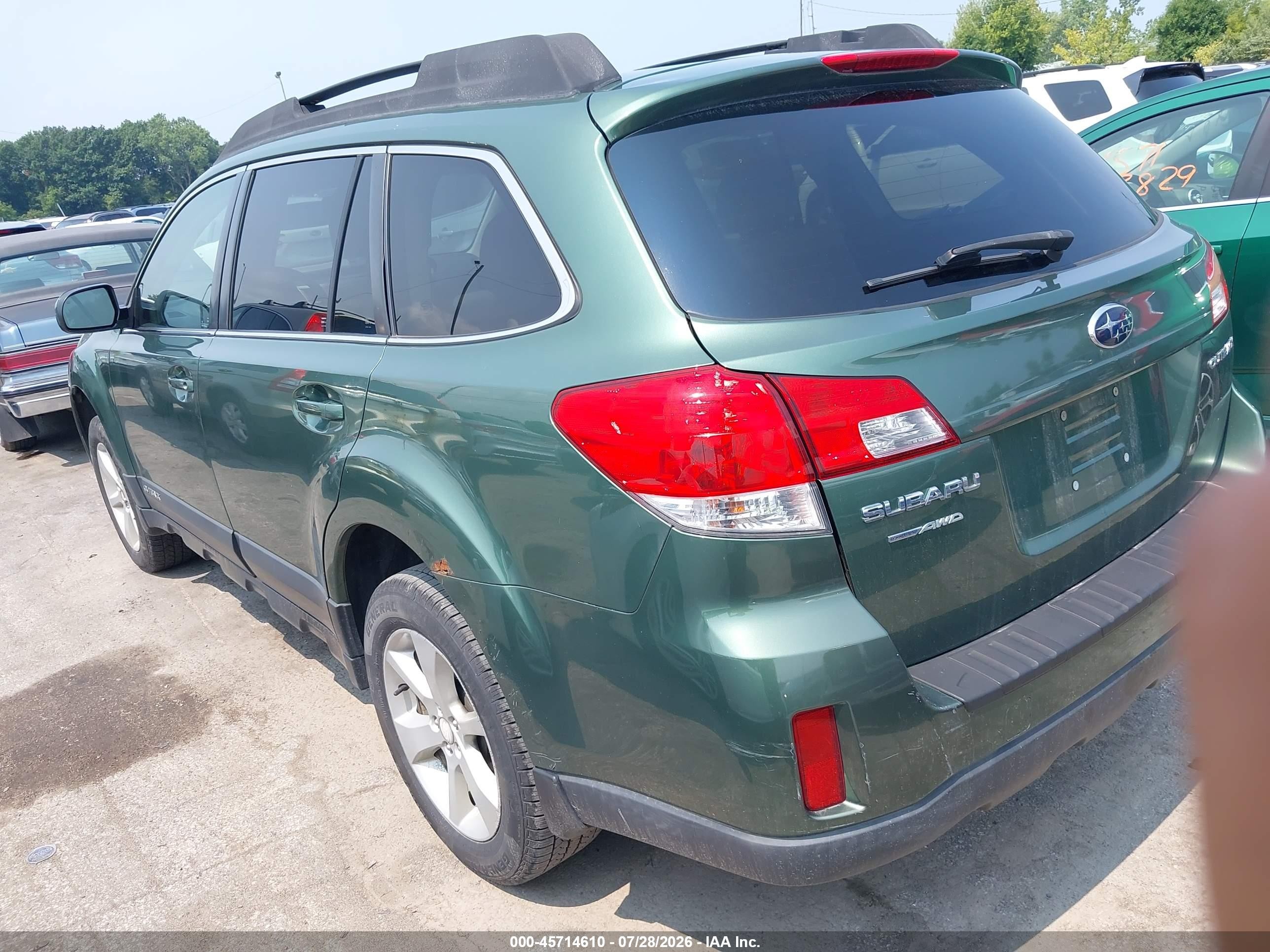2013 Subaru Outback 2.5i Premium Зеленый vin: 4S4BRCCC8D3305803