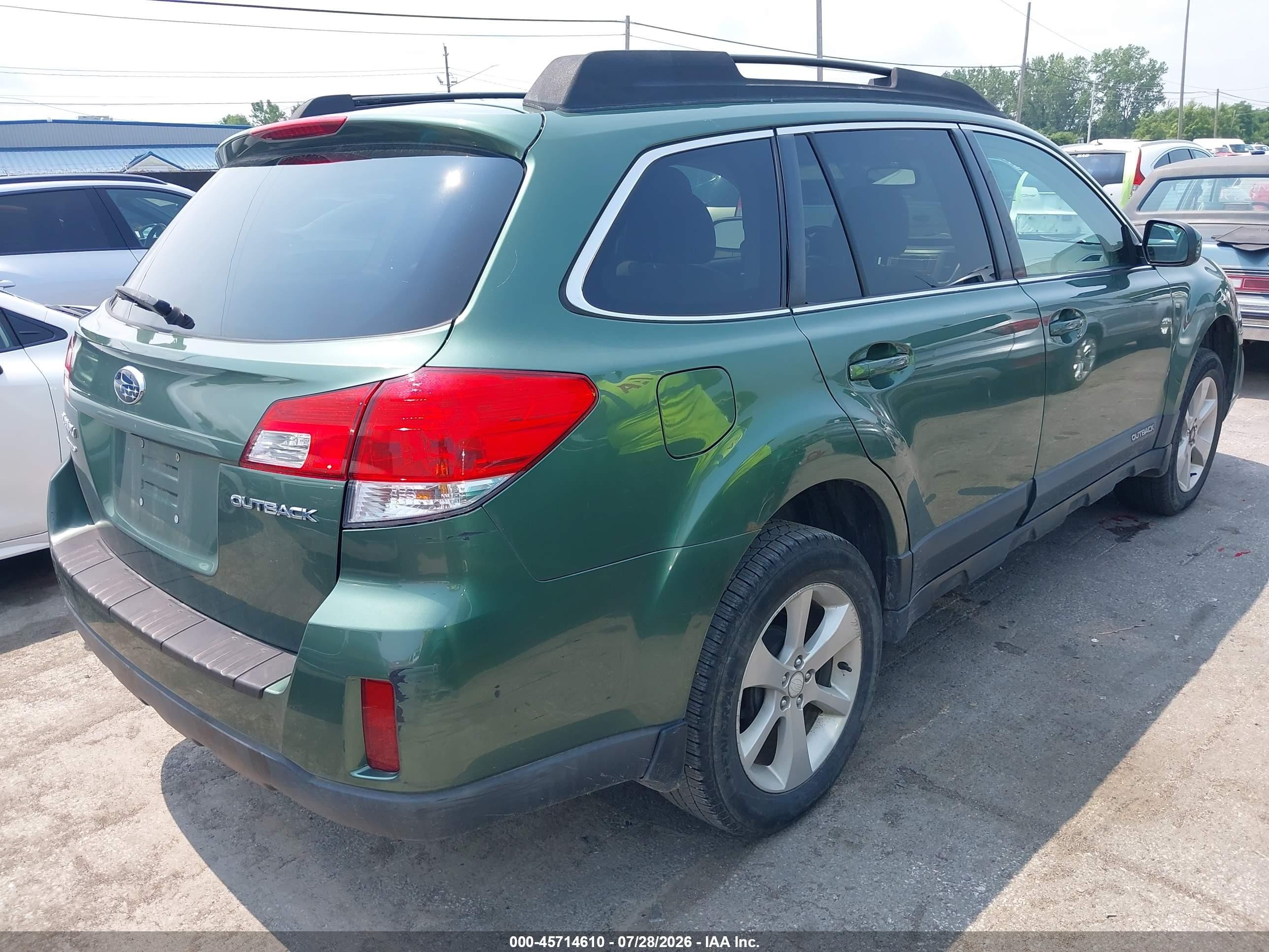 2013 Subaru Outback 2.5i Premium Зеленый vin: 4S4BRCCC8D3305803