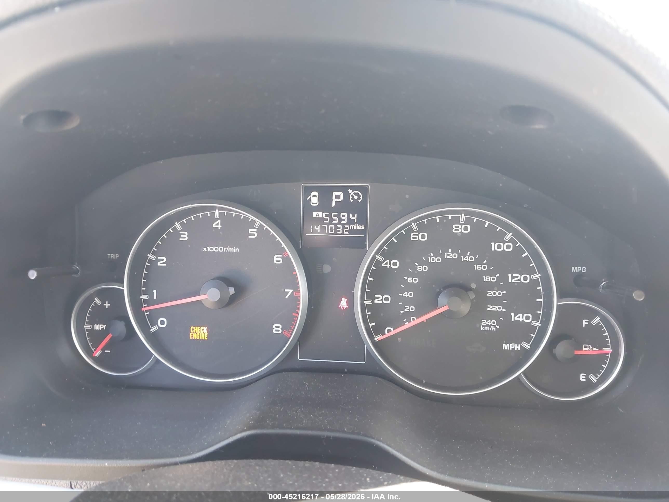 2014 Subaru Outback 2.5i Premium White vin: 4S4BRCCC8E3243000