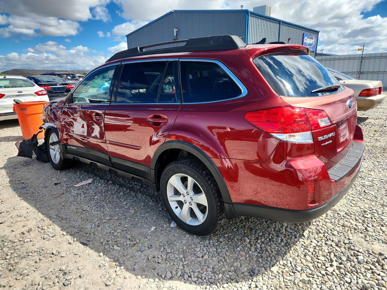 2014 Subaru Outback 2.5i Premium Red vin: 4S4BRCCC8E3253025