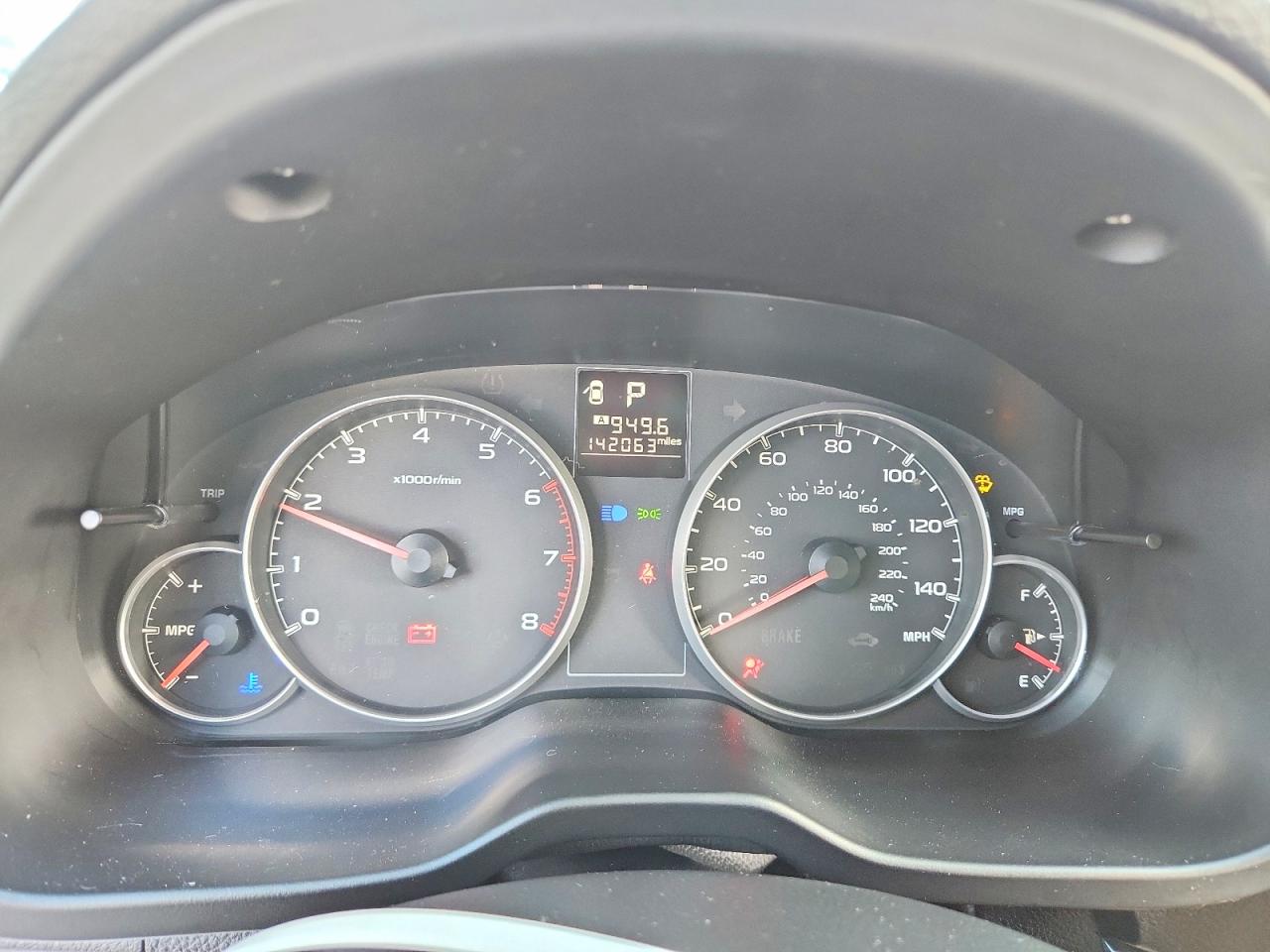 2014 Subaru Outback 2.5i Premium Red vin: 4S4BRCCC8E3253025