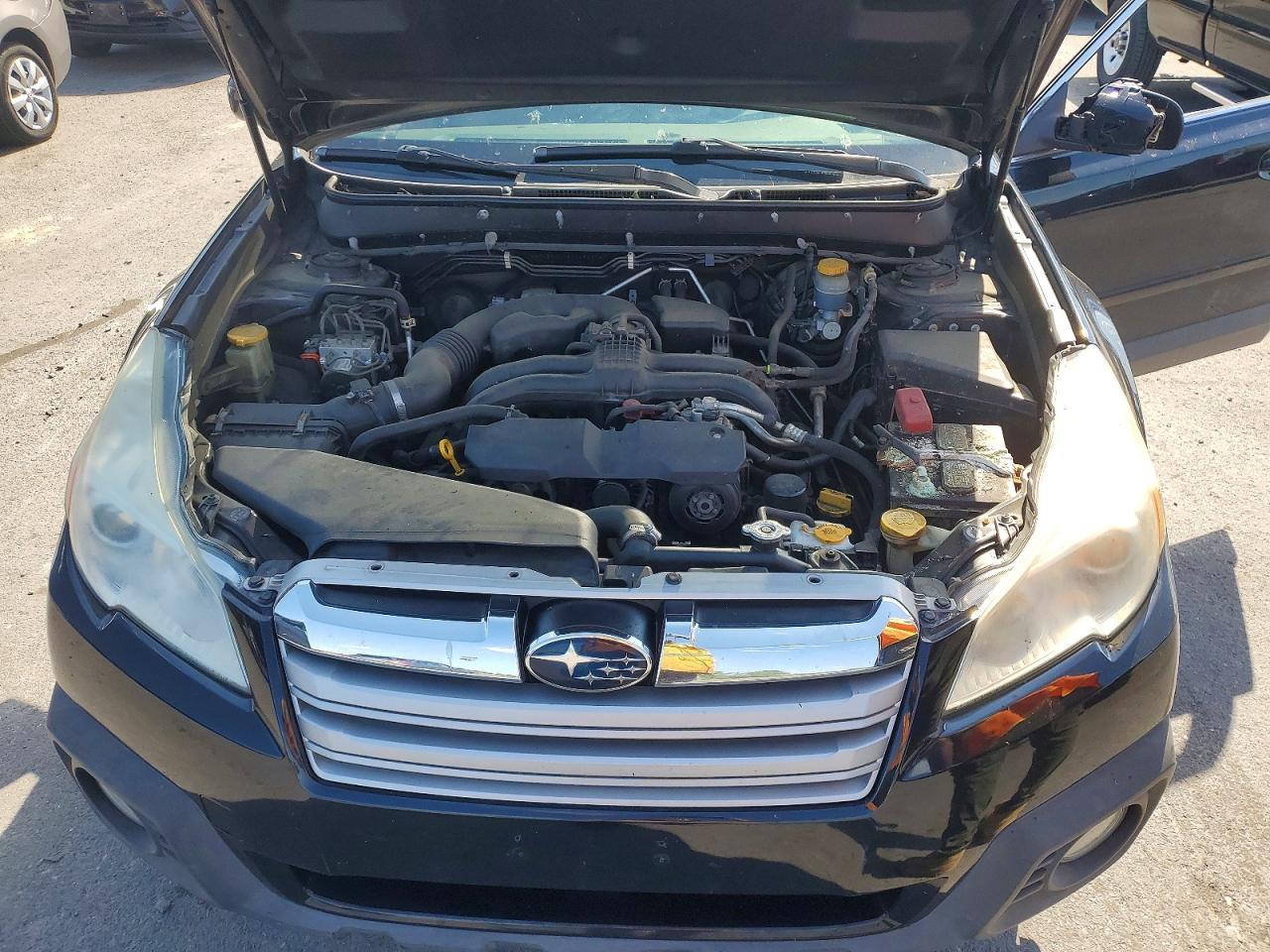 2014 Subaru Outback 2.5i Premium Black vin: 4S4BRCCC8E3256376