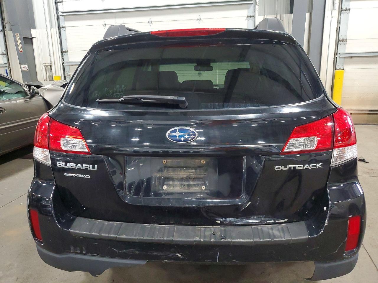 2011 Subaru Outback 2.5i Premium Черный vin: 4S4BRCCC9B3310313