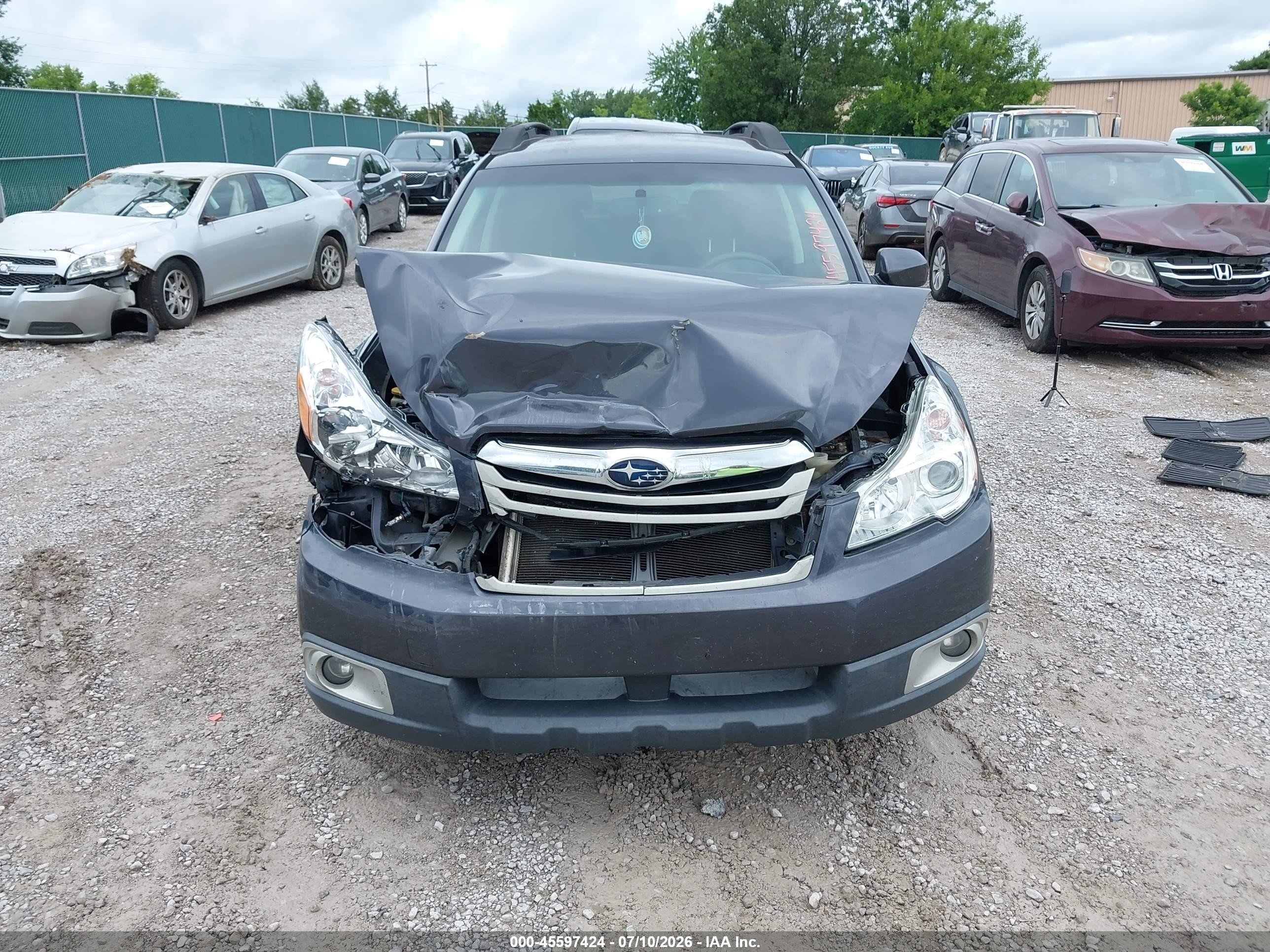2011 Subaru Outback 2.5i Premium Gray vin: 4S4BRCCC9B3375047