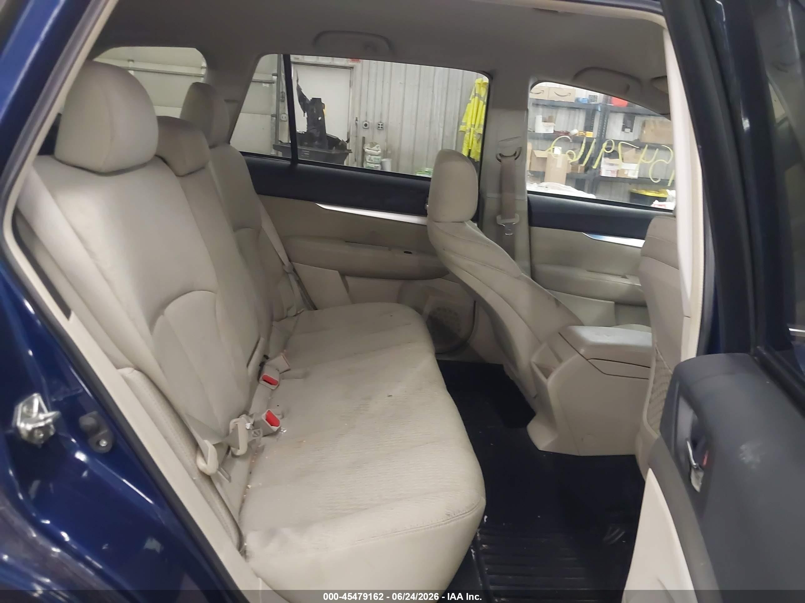 2011 Subaru Outback 2.5i Premium Blue vin: 4S4BRCCC9B3378711