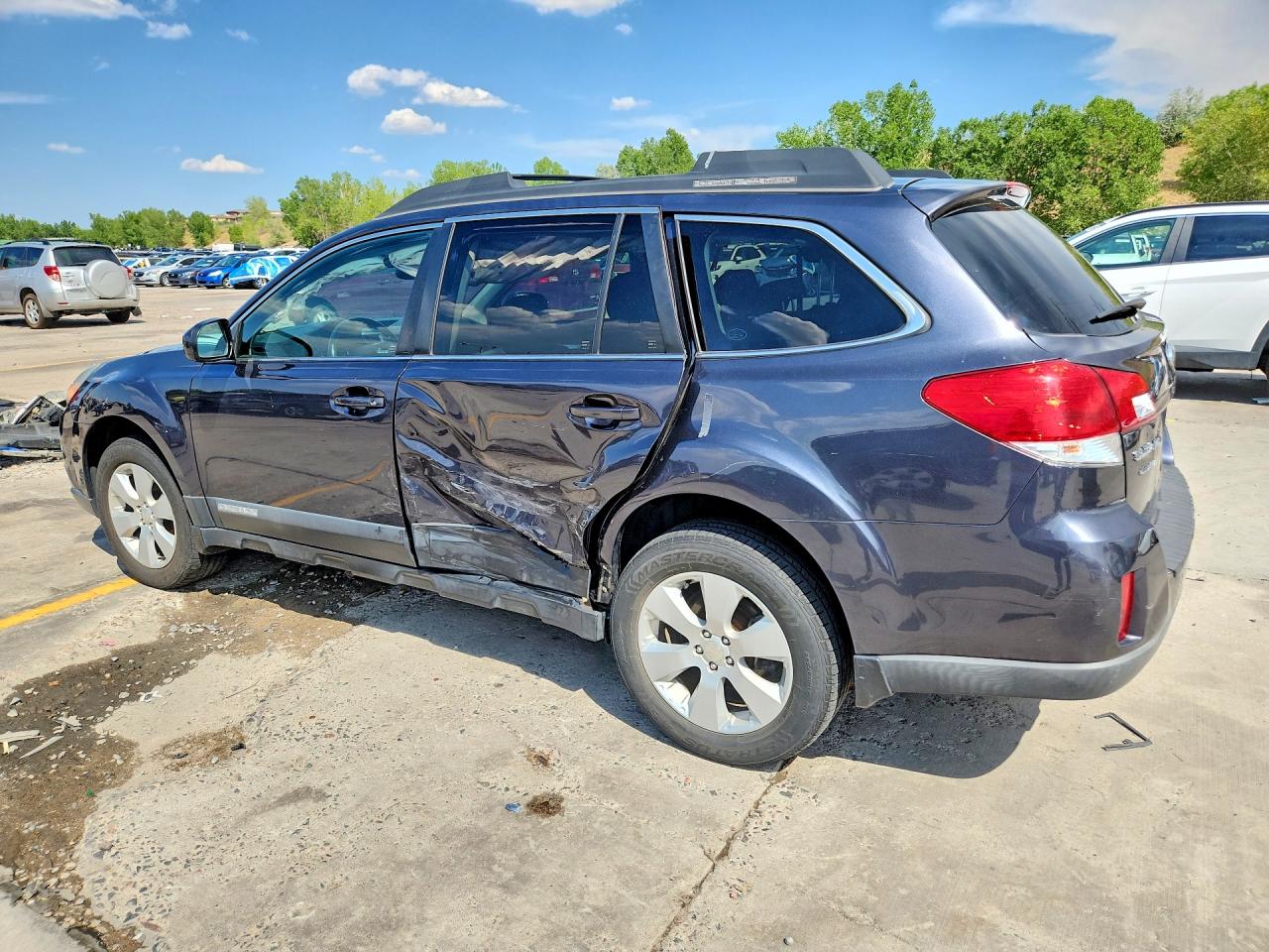 2012 Subaru Outback 2.5i Premium Black vin: 4S4BRCCC9C3211475