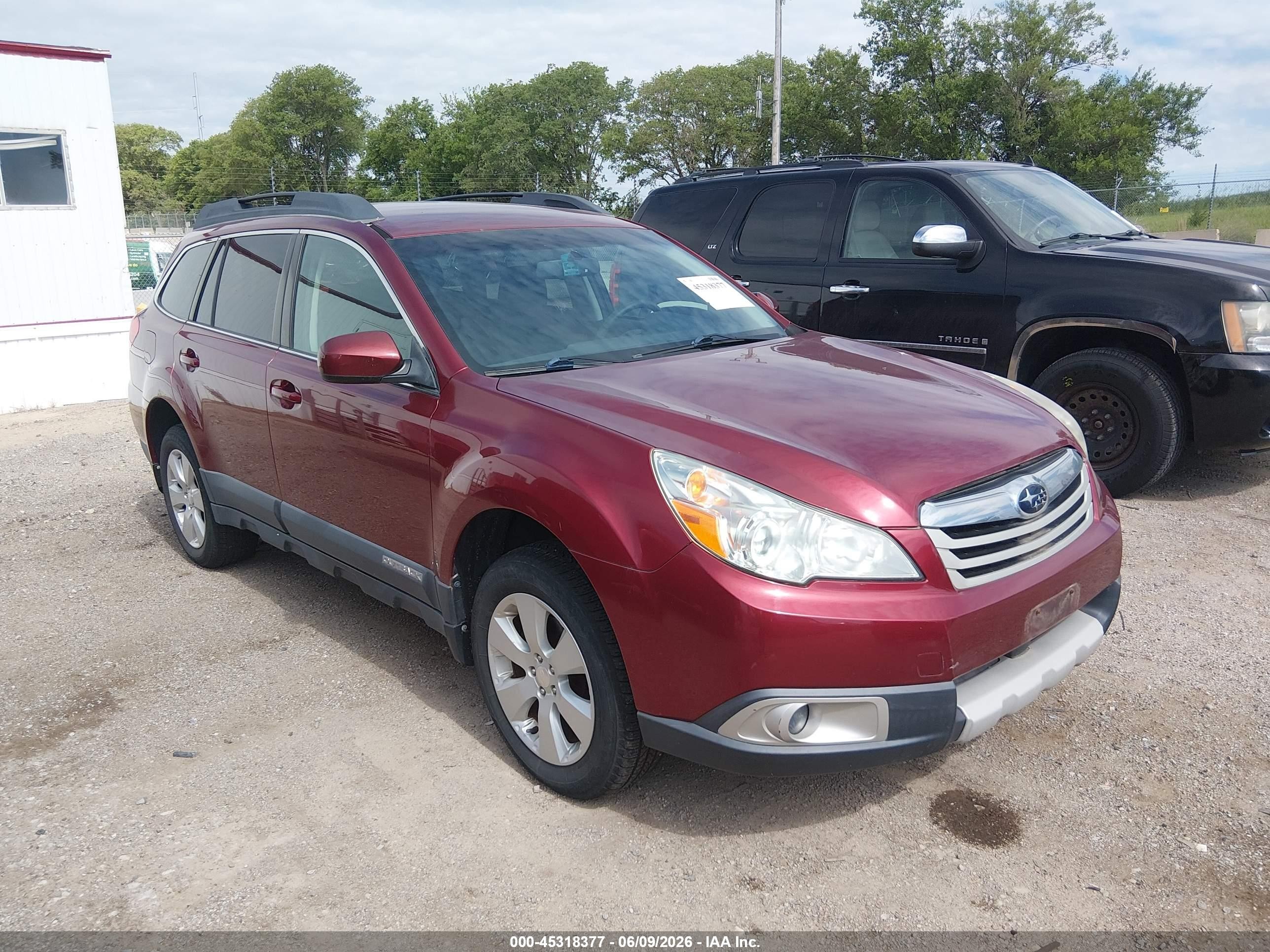 2012 Subaru Outback 2.5i Premium Red vin: 4S4BRCCC9C3284071