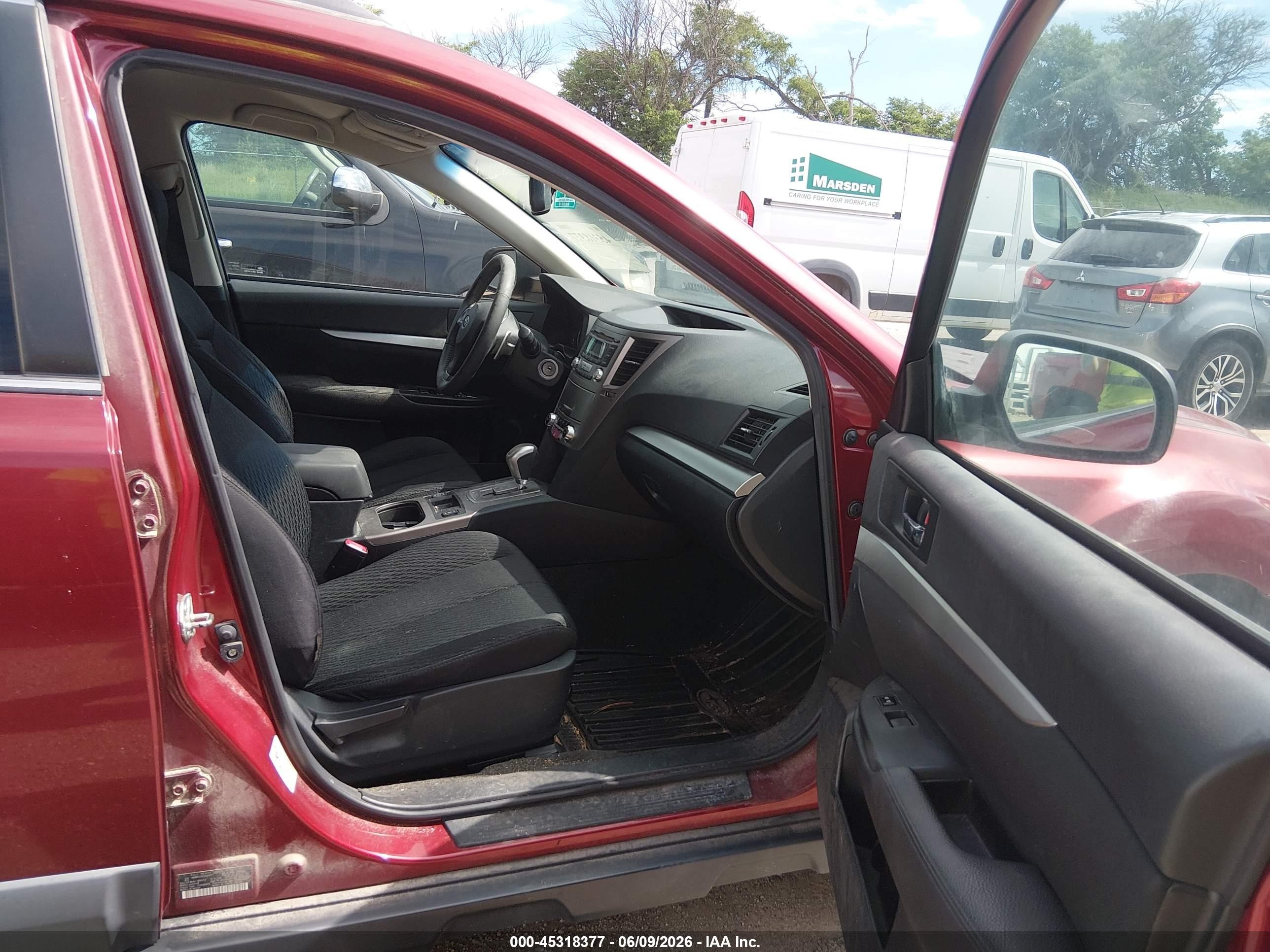 2012 Subaru Outback 2.5i Premium Red vin: 4S4BRCCC9C3284071