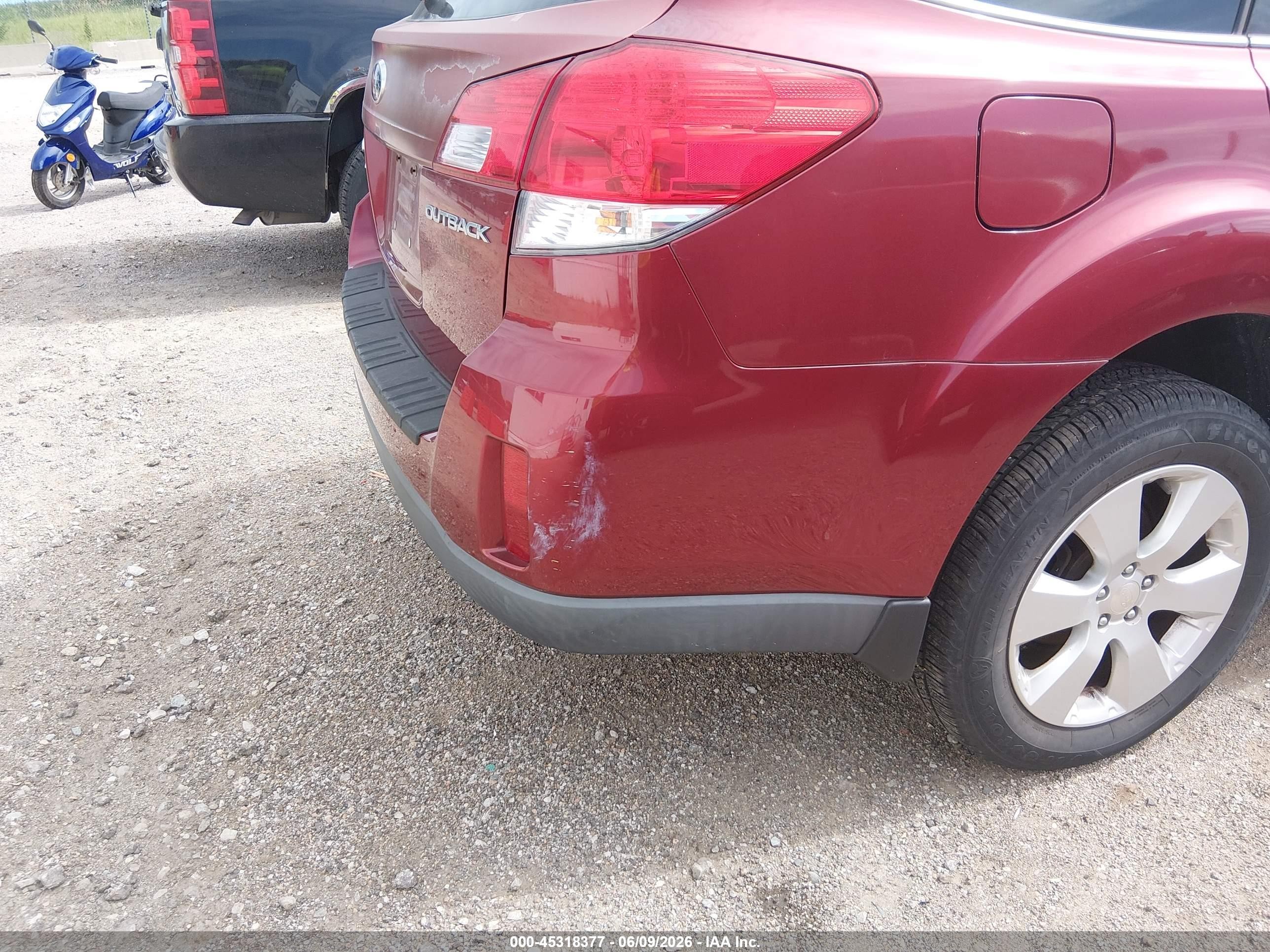 2012 Subaru Outback 2.5i Premium Red vin: 4S4BRCCC9C3284071