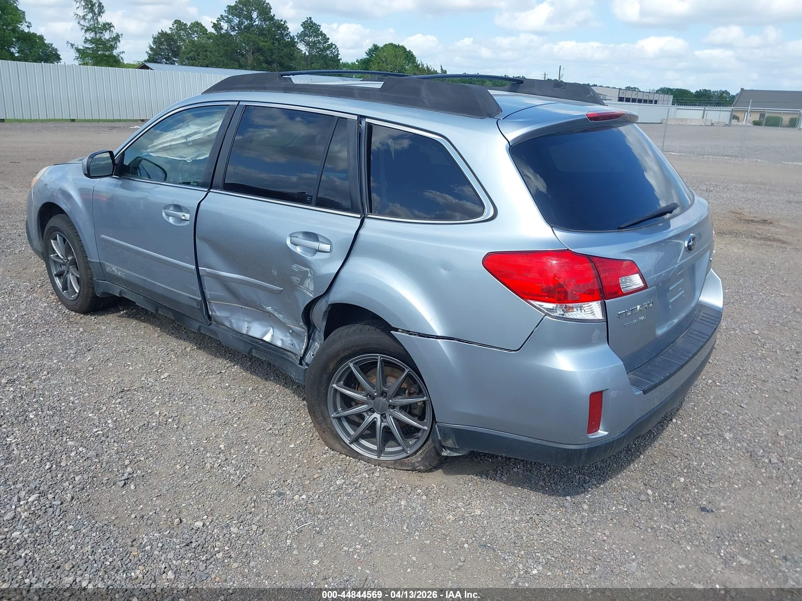 2013 Subaru Outback 2.5i Premium Blue vin: 4S4BRCCC9D3279812