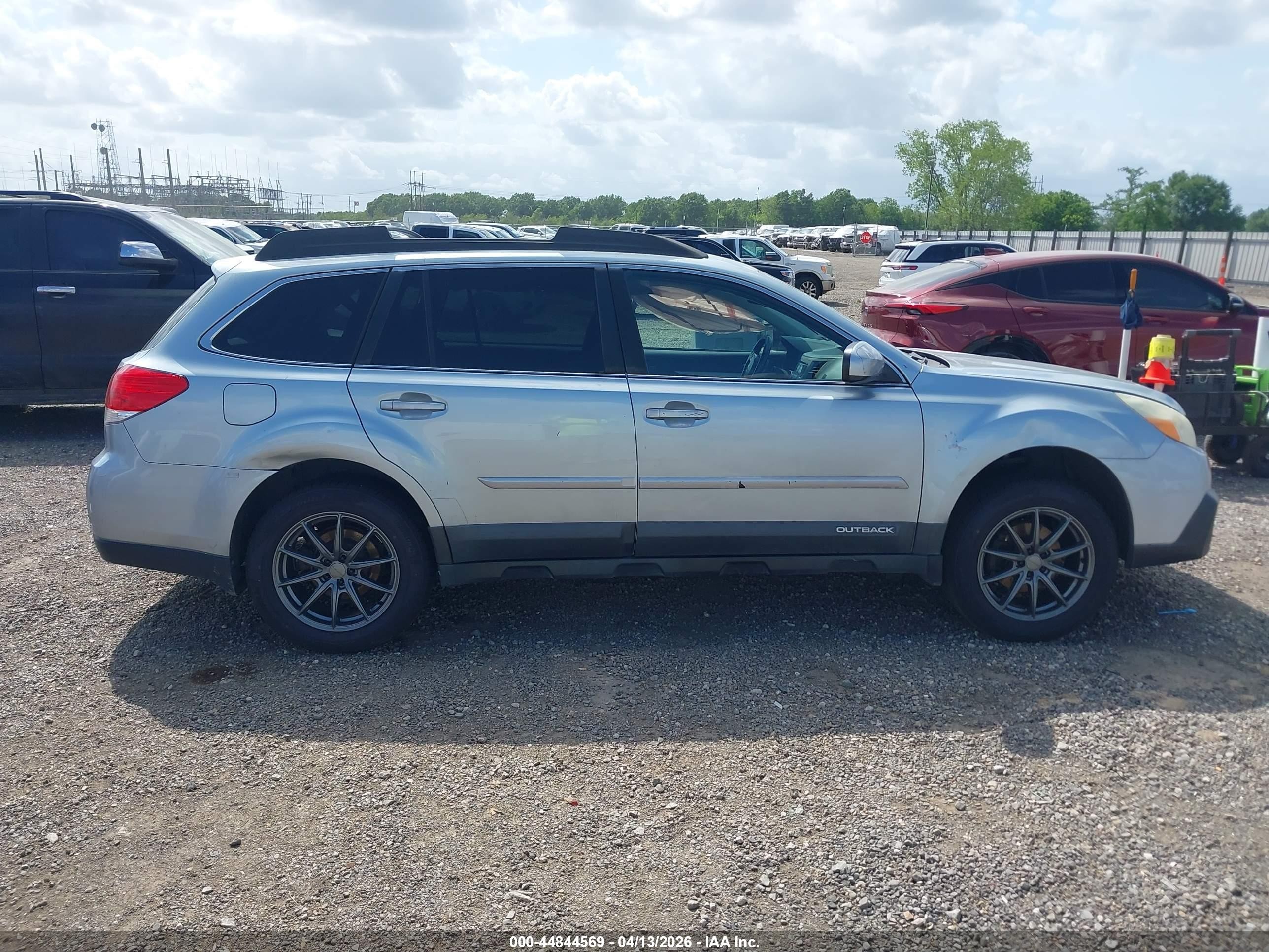 2013 Subaru Outback 2.5i Premium Blue vin: 4S4BRCCC9D3279812