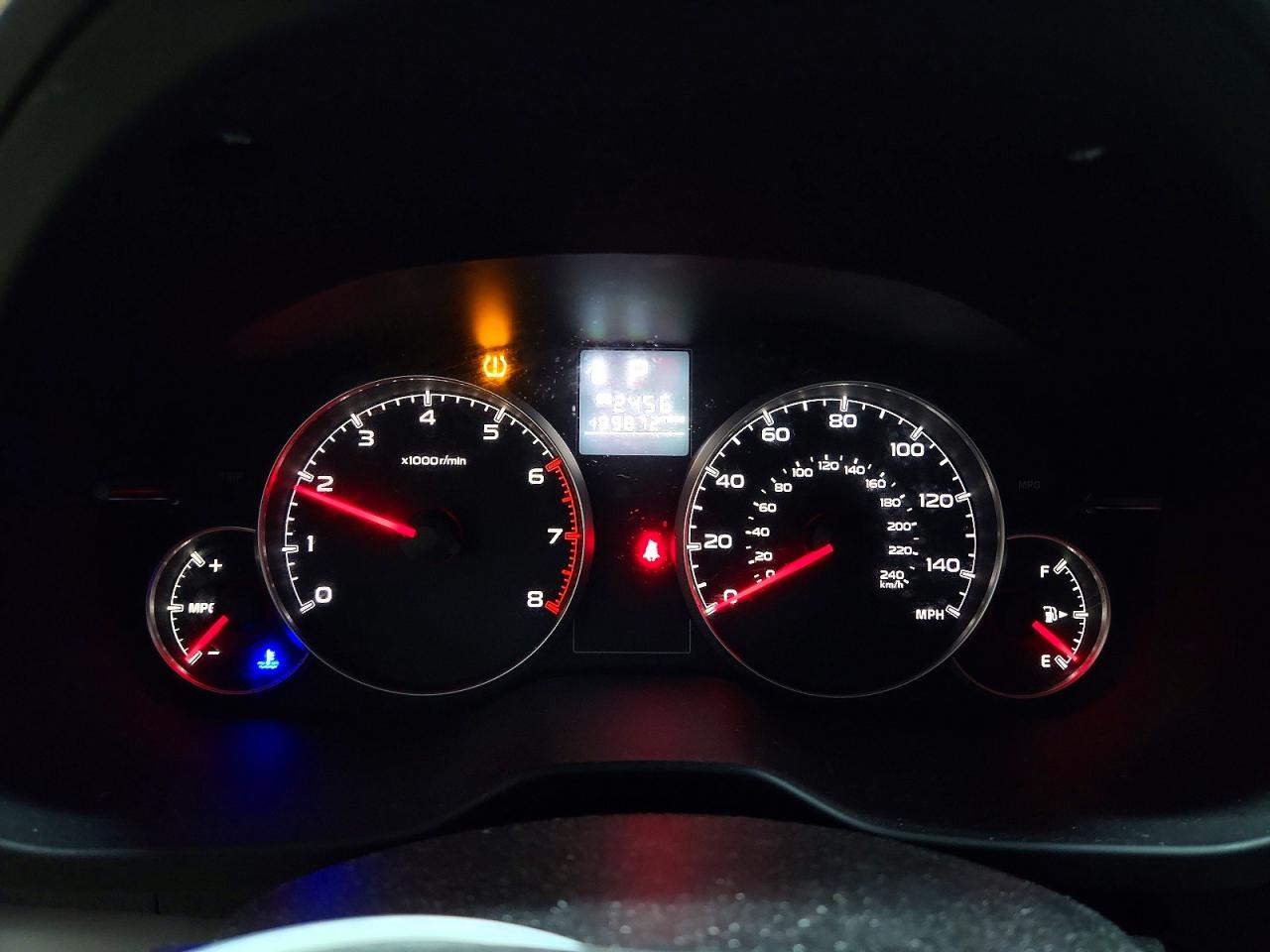 2014 Subaru Outback 2.5i Premium Белый vin: 4S4BRCCC9E3203105