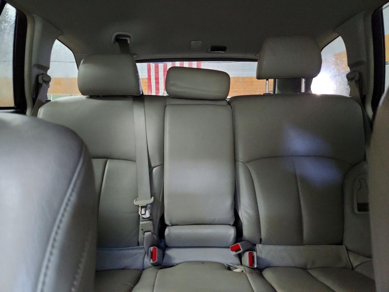 2014 Subaru Outback 2.5i Premium Белый vin: 4S4BRCCC9E3203105