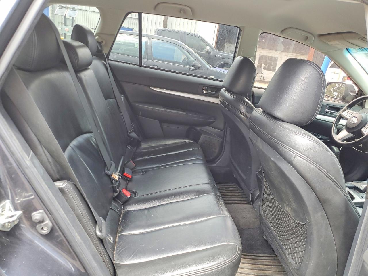 2010 Subaru Outback 2.5i Premium Gray vin: 4S4BRCCCXA3333209