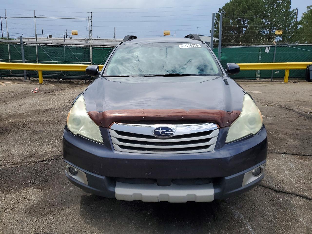 2010 Subaru Outback 2.5i Premium Gray vin: 4S4BRCCCXA3333209