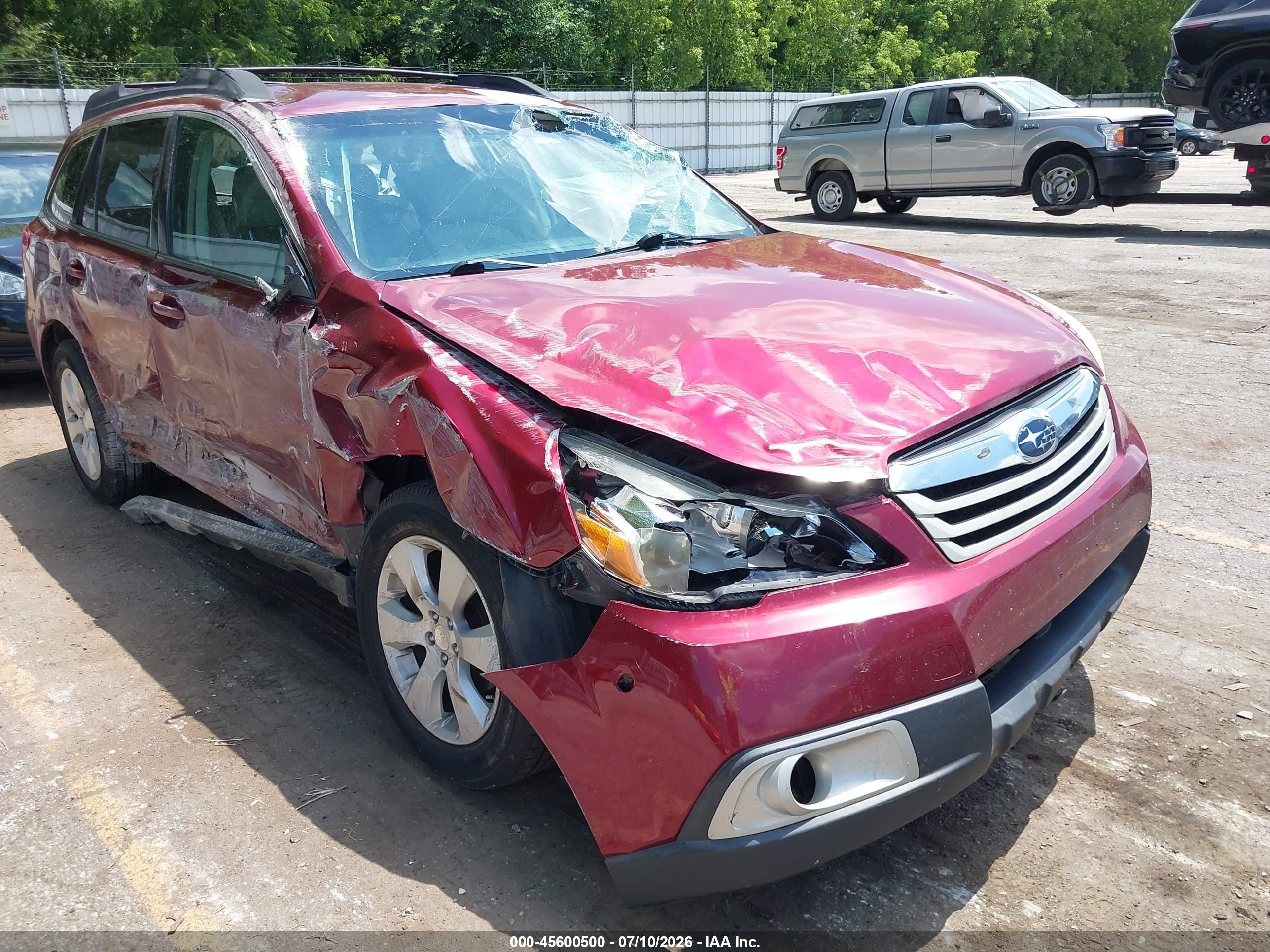 2011 Subaru Outback 2.5i Premium Burgundy vin: 4S4BRCCCXB3373078