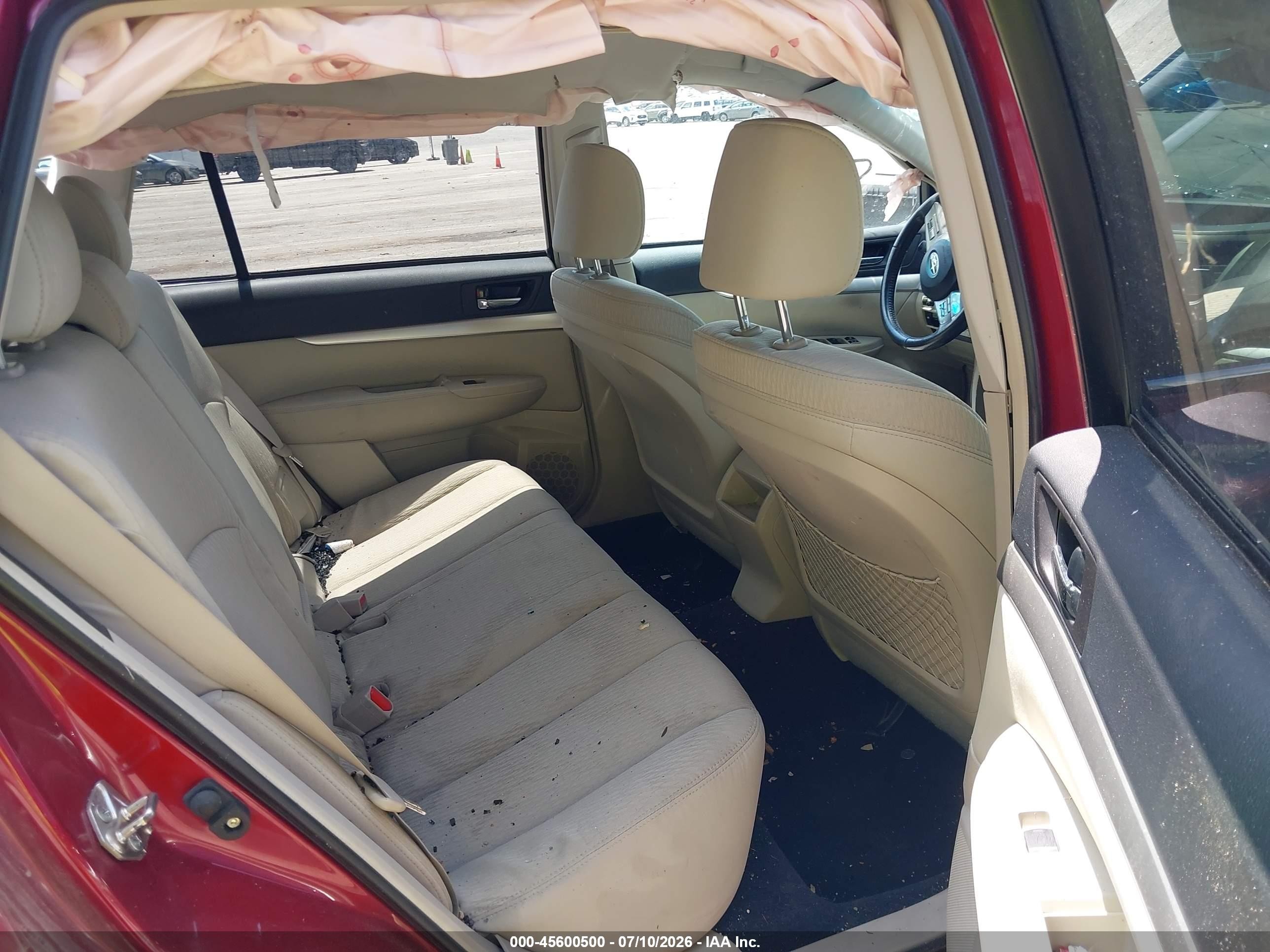 2011 Subaru Outback 2.5i Premium Burgundy vin: 4S4BRCCCXB3373078