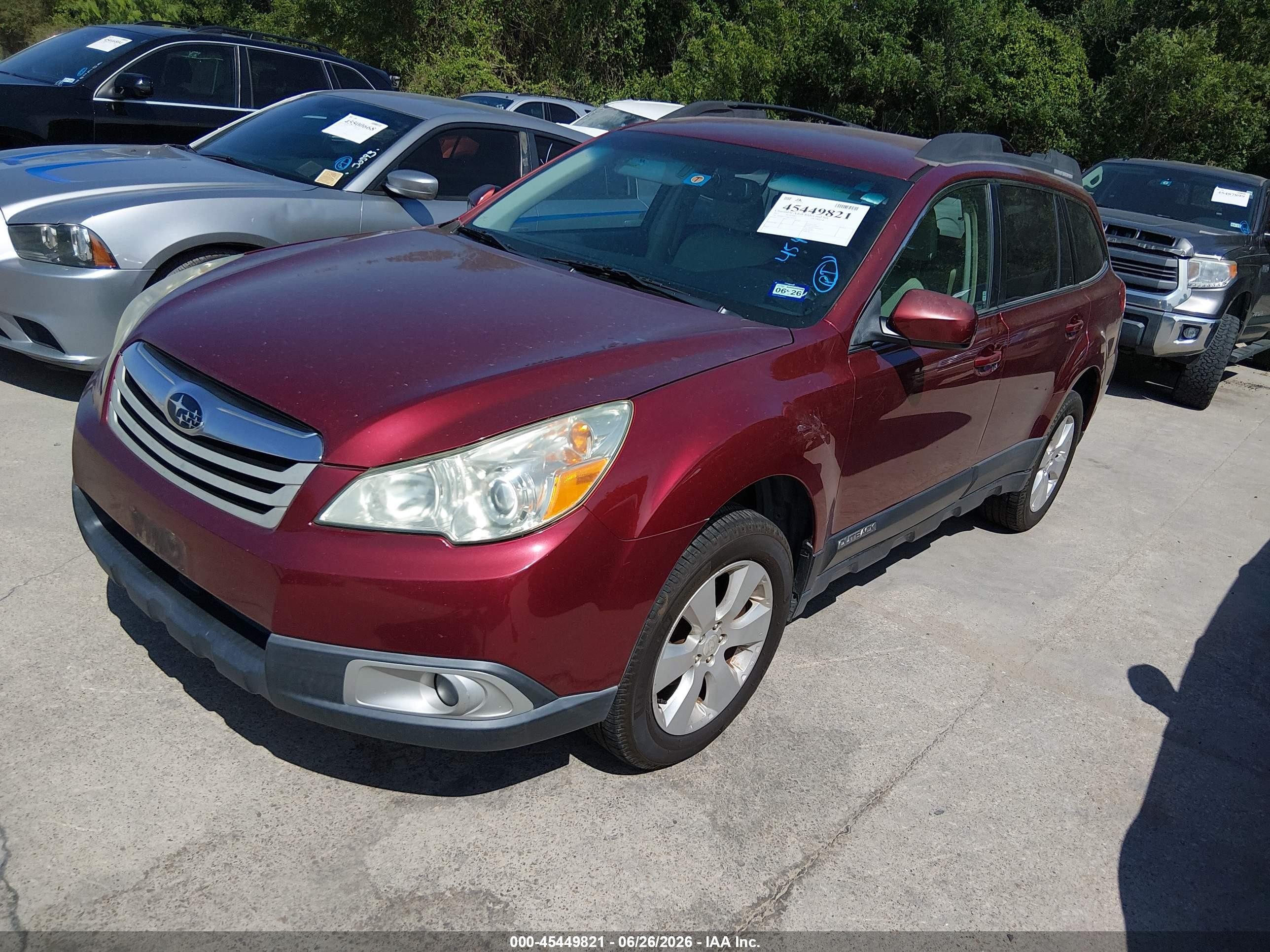 2011 Subaru Outback 2.5i Premium Red vin: 4S4BRCCCXB3385439