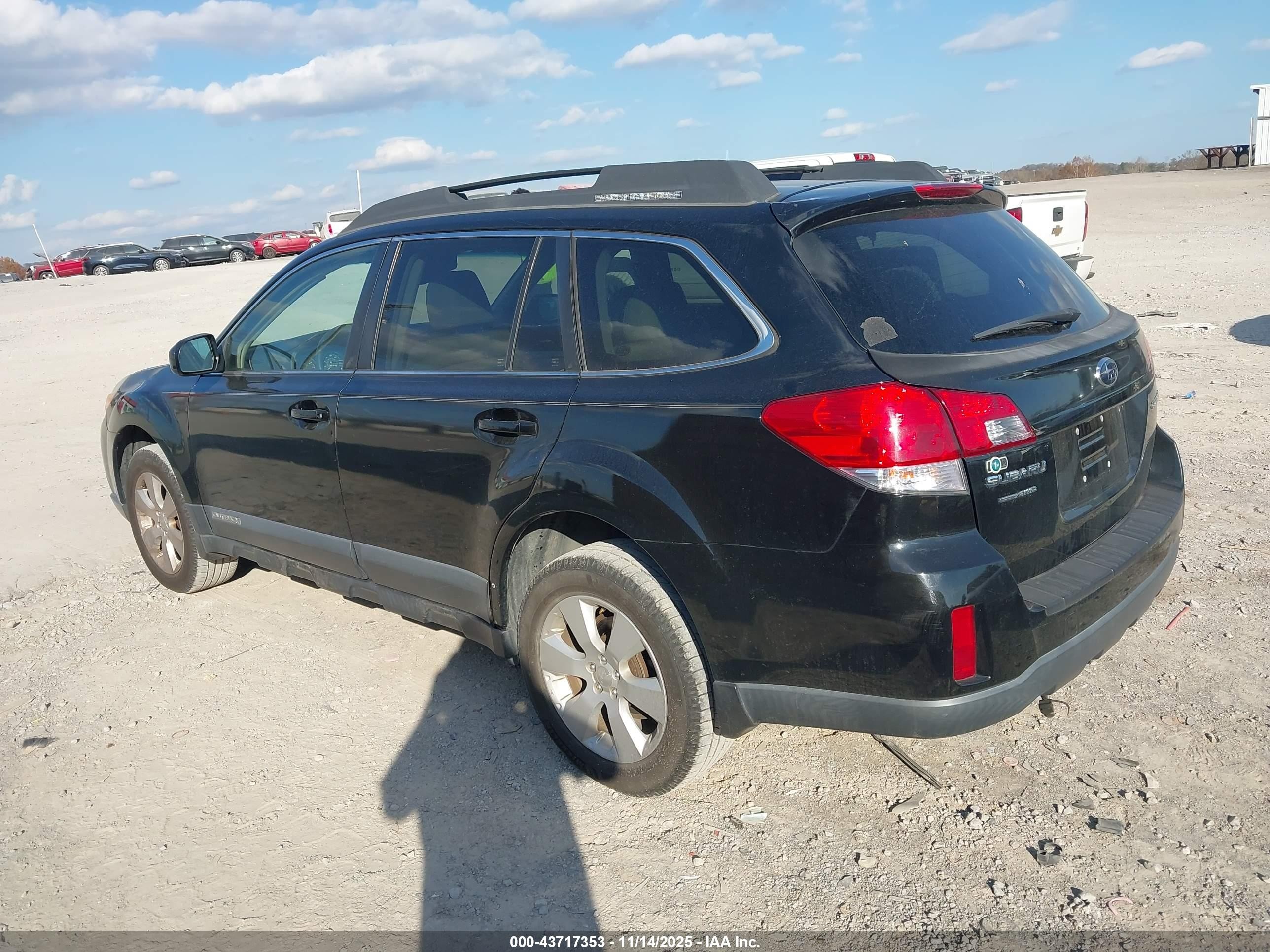 2012 Subaru Outback 2.5i Premium Black vin: 4S4BRCCCXC3300844