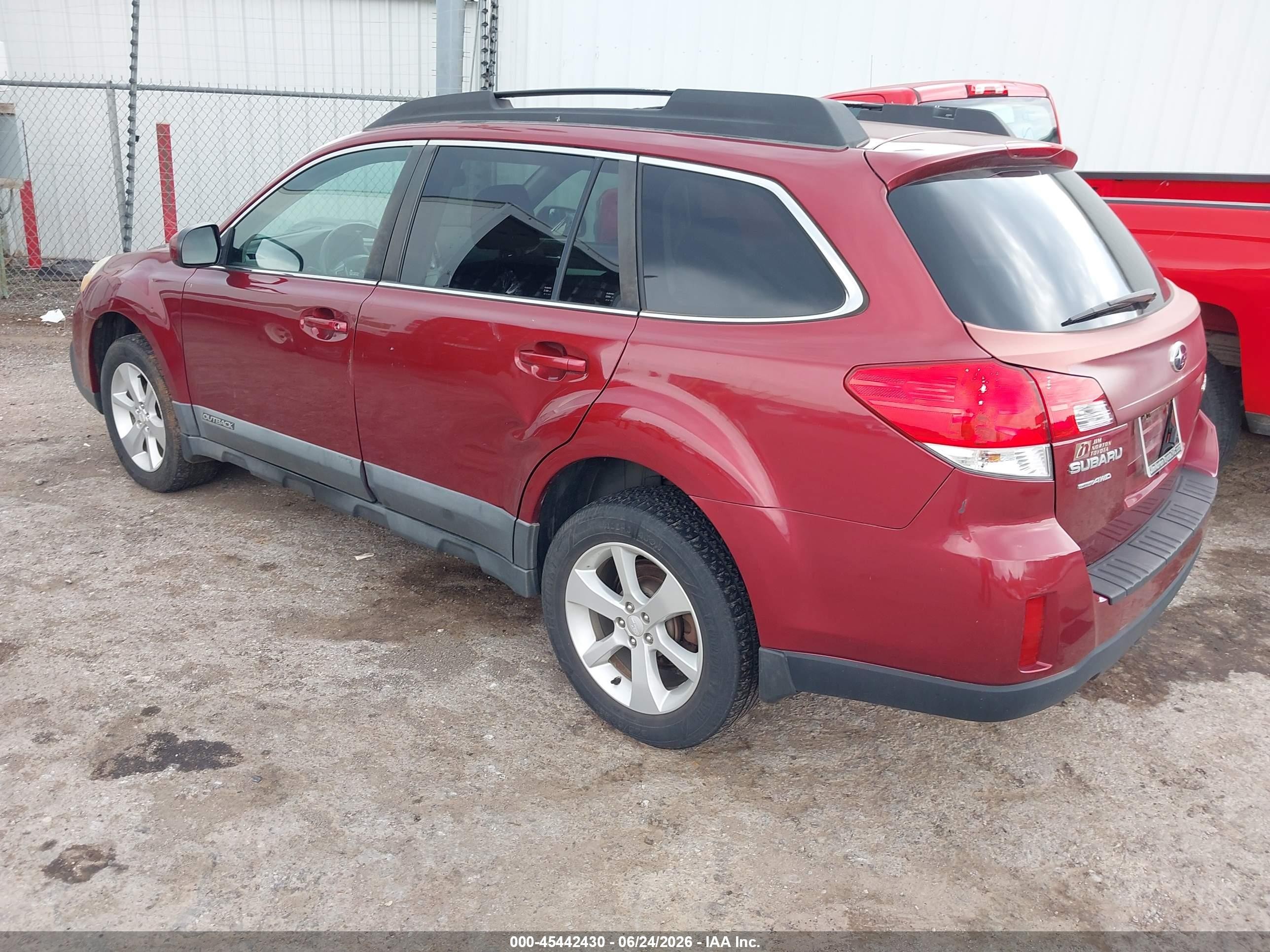 2013 Subaru Outback 2.5i Premium Red vin: 4S4BRCCCXD3230859
