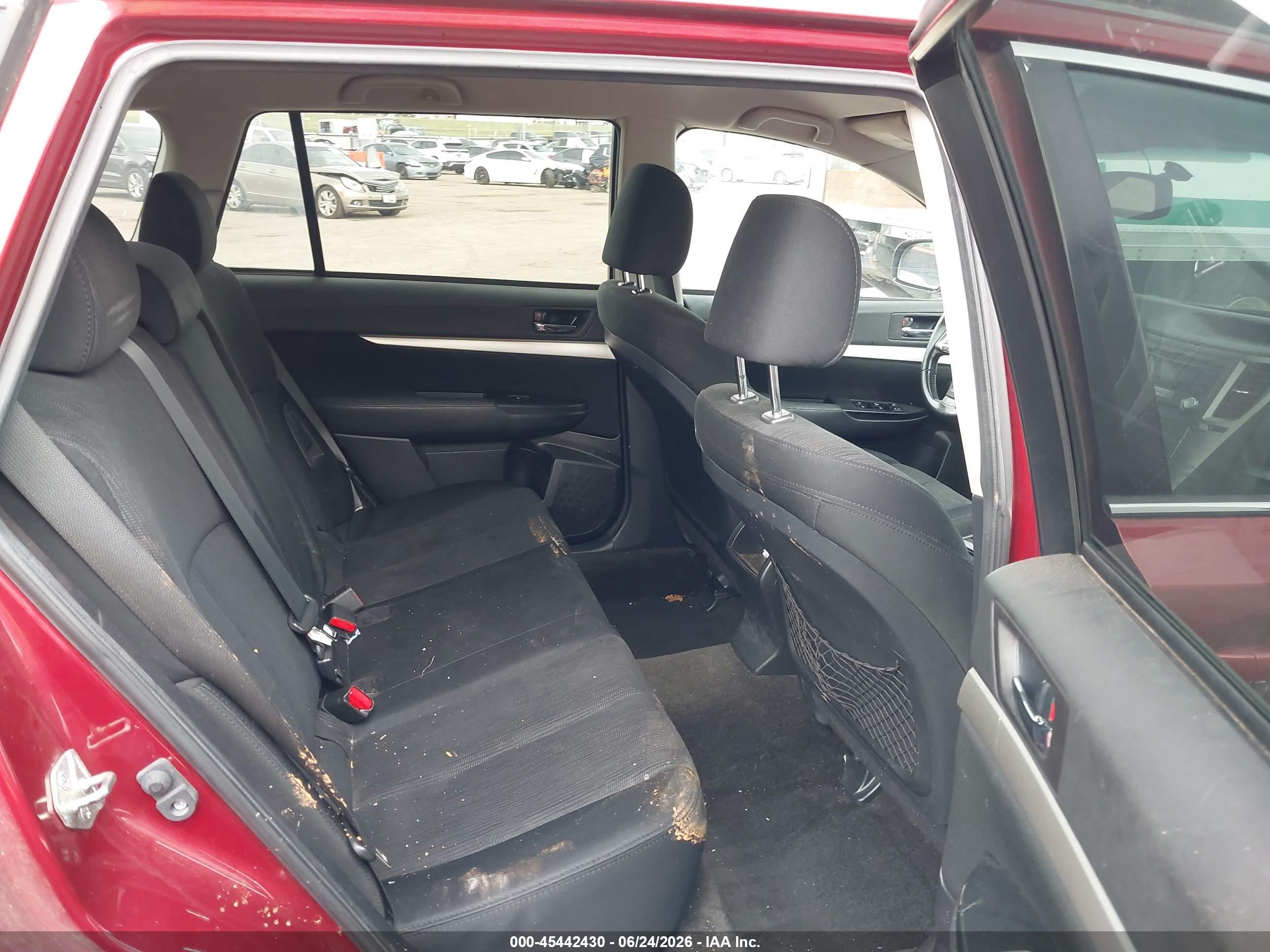 2013 Subaru Outback 2.5i Premium Red vin: 4S4BRCCCXD3230859
