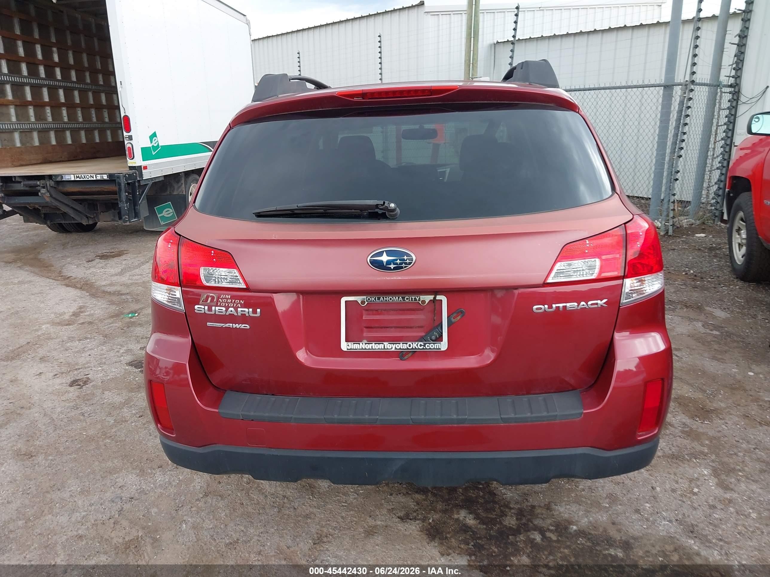 2013 Subaru Outback 2.5i Premium Red vin: 4S4BRCCCXD3230859