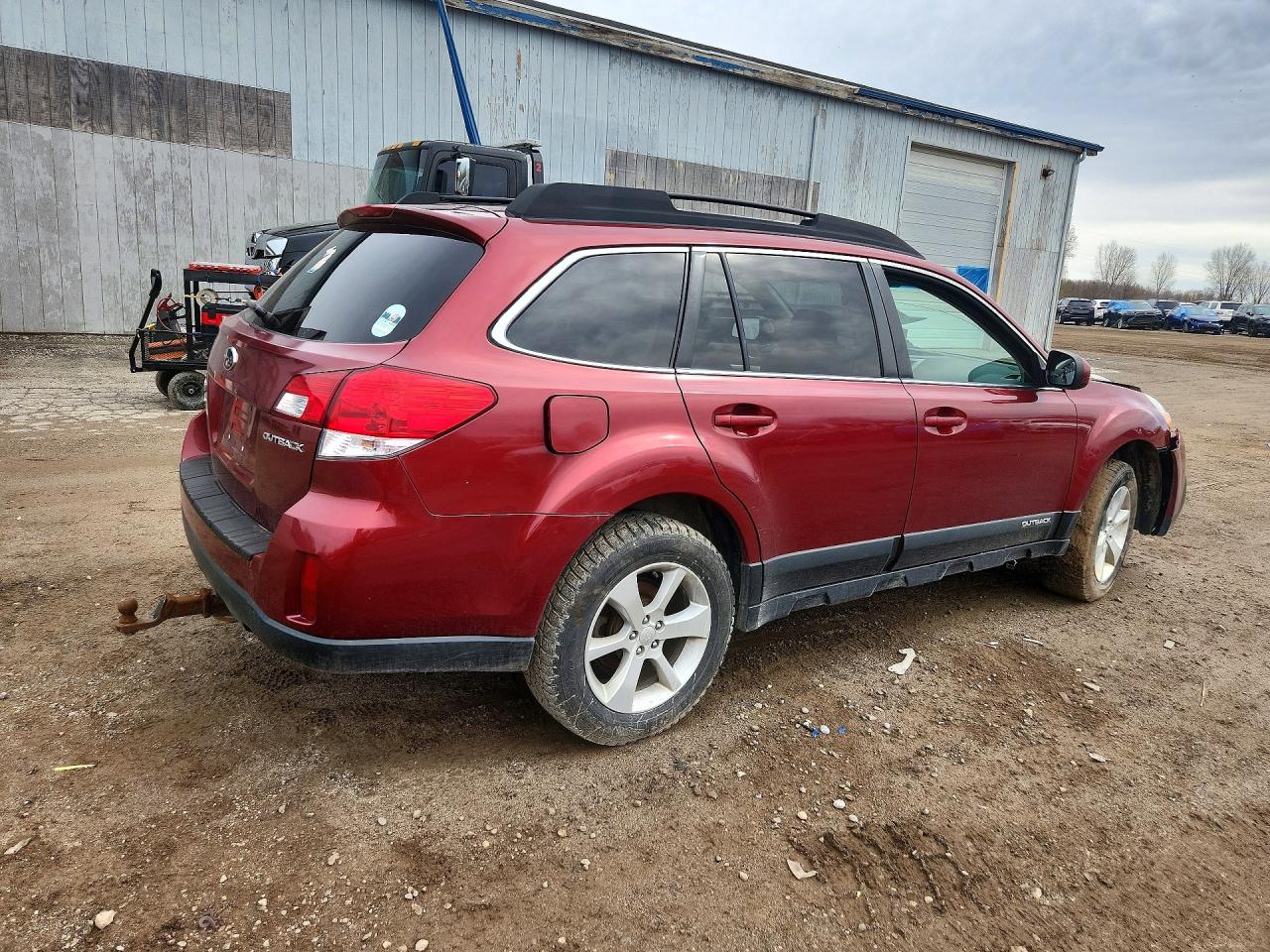 2013 Subaru Outback 2.5i Premium Red vin: 4S4BRCCCXD3260850