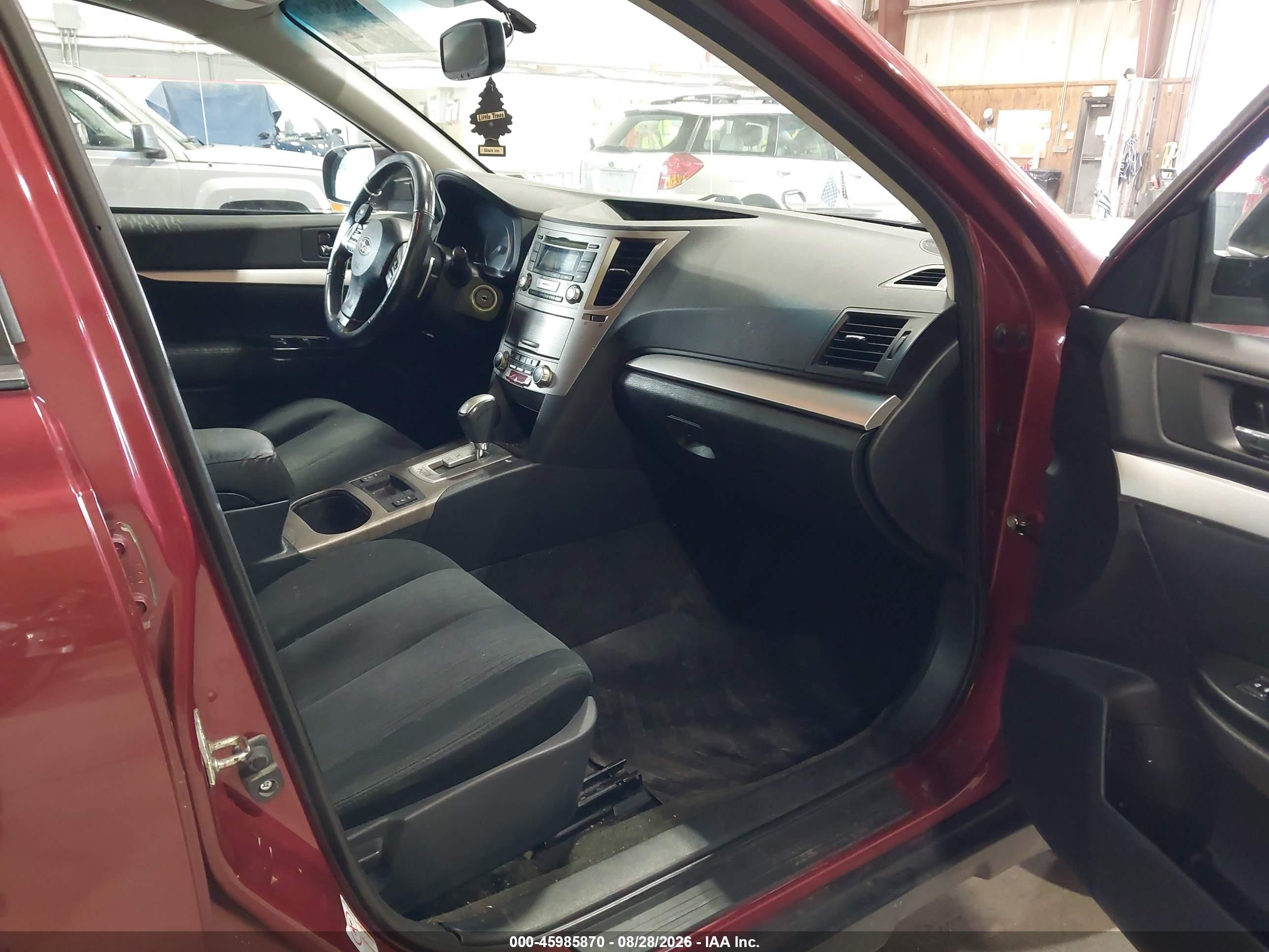 2013 Subaru Outback 2.5i Premium Red vin: 4S4BRCCCXD3286297