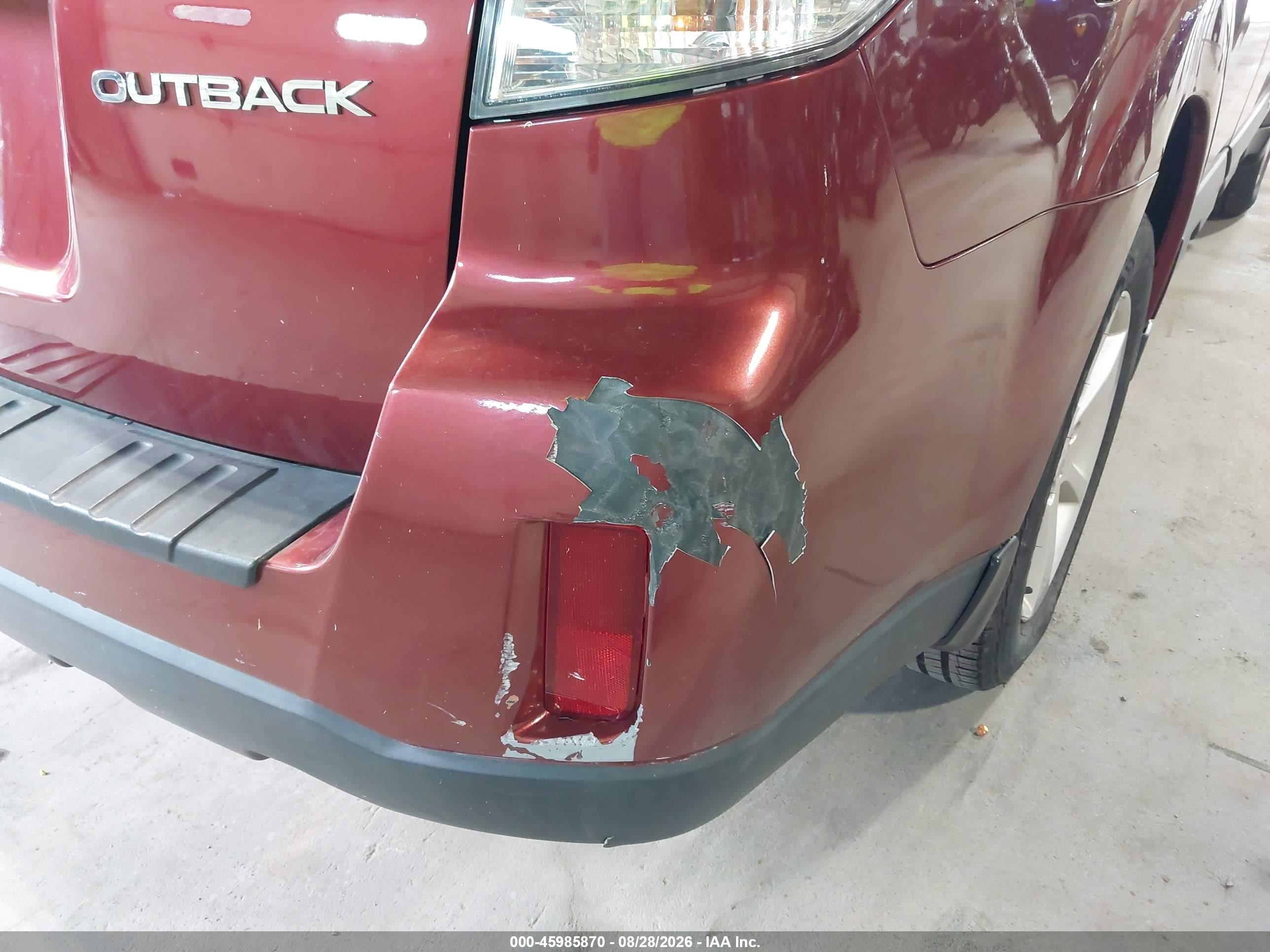 2013 Subaru Outback 2.5i Premium Red vin: 4S4BRCCCXD3286297
