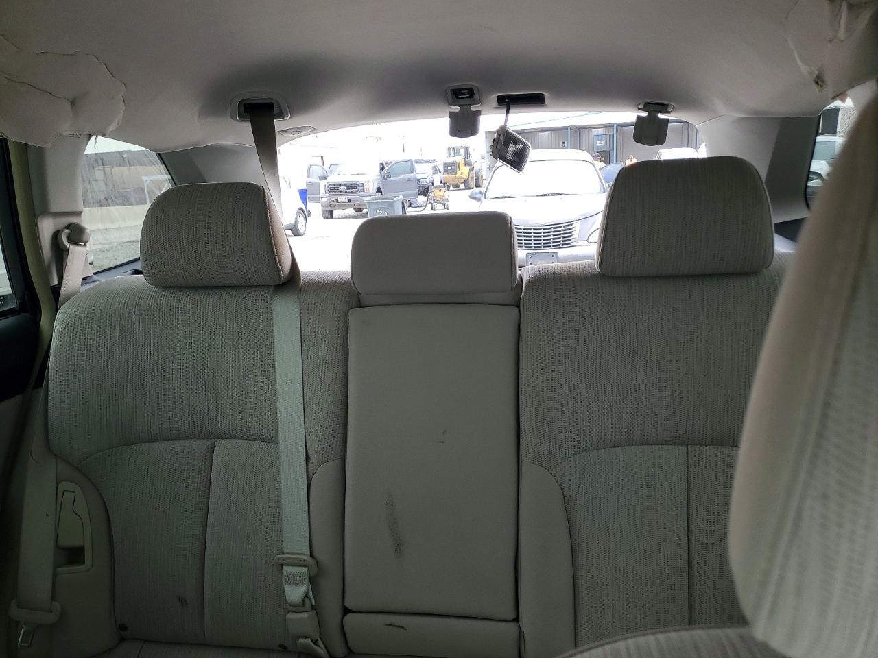 2013 Subaru Outback 2.5i Premium White vin: 4S4BRCCCXD3293637
