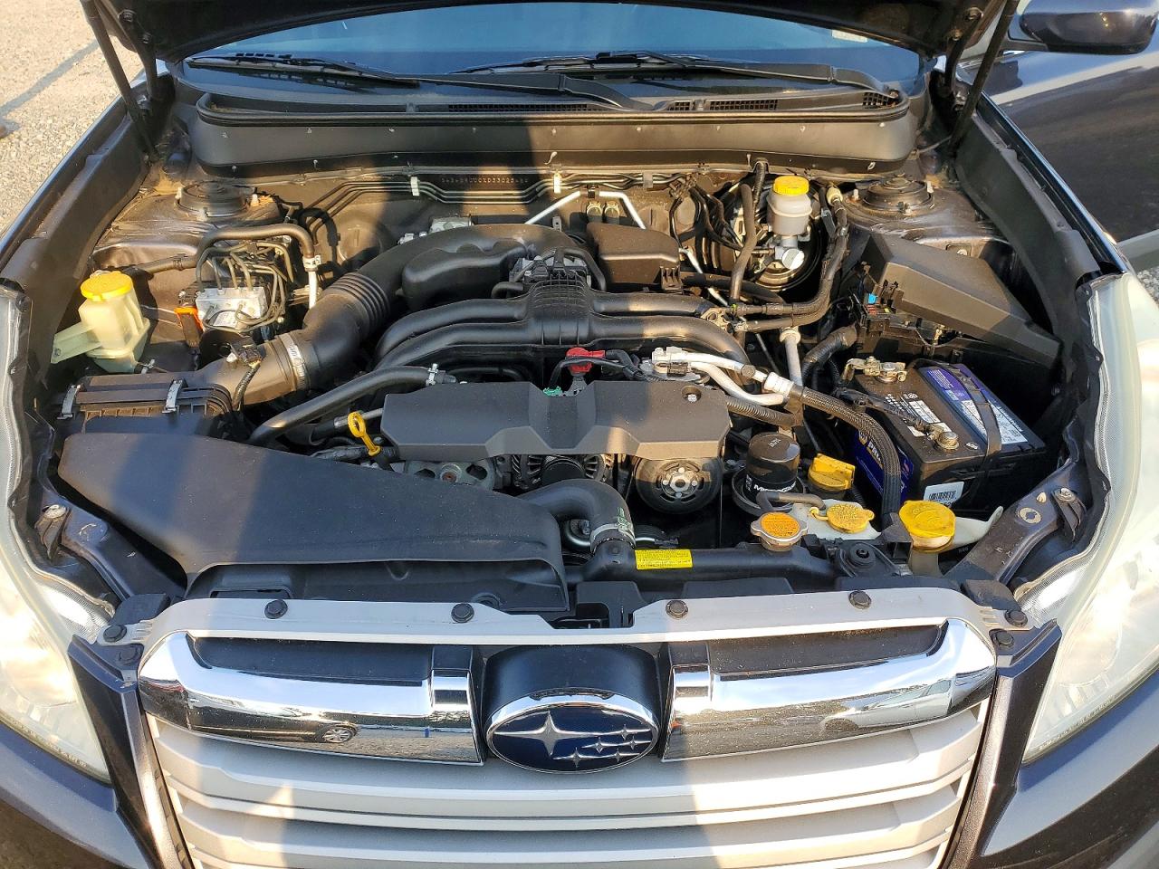 2013 Subaru Outback 2.5i Premium Gray vin: 4S4BRCCCXD3302546